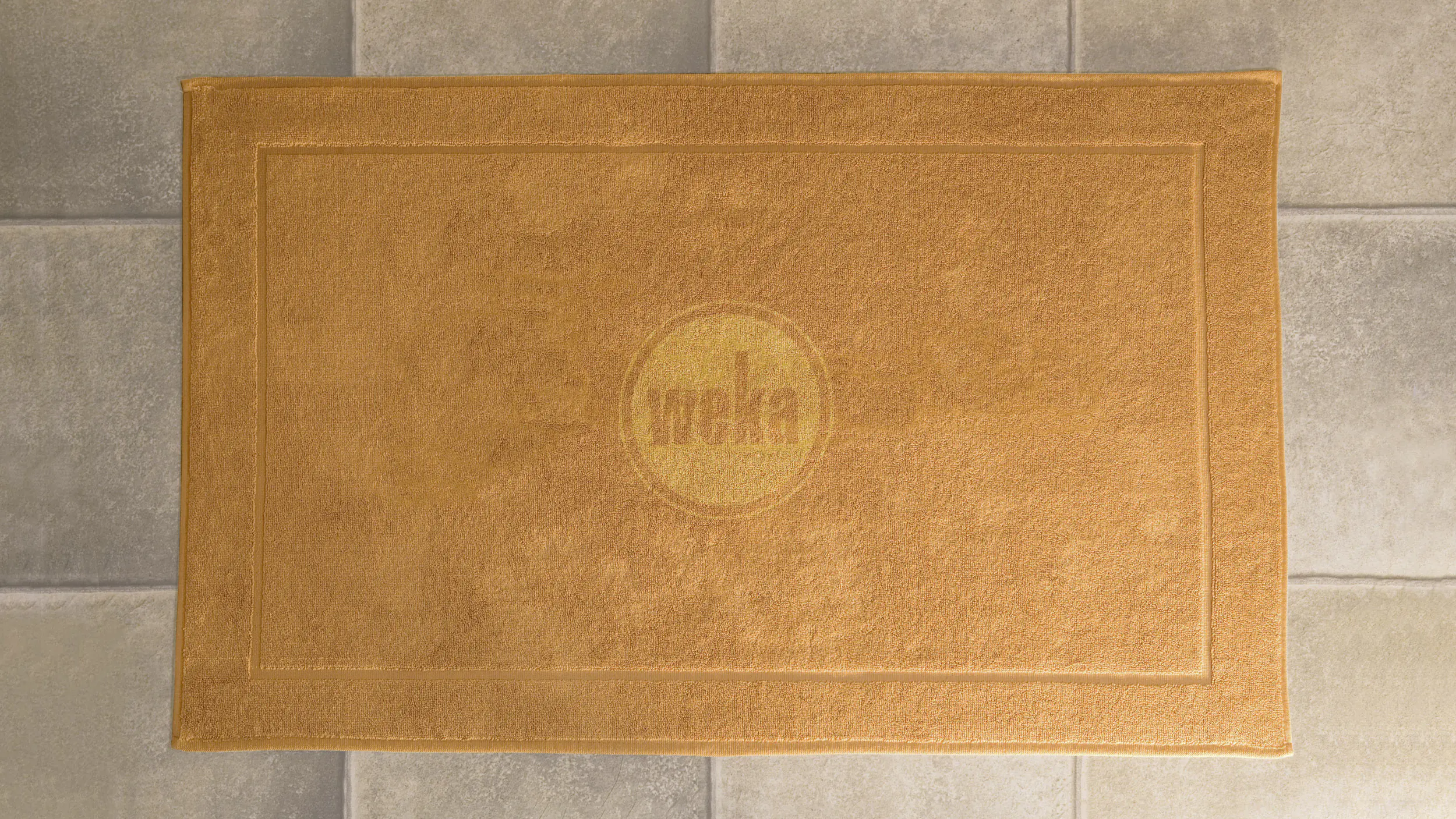 Weka Element-Sauna Kiruna 2 mit Glastür und Saunaofen