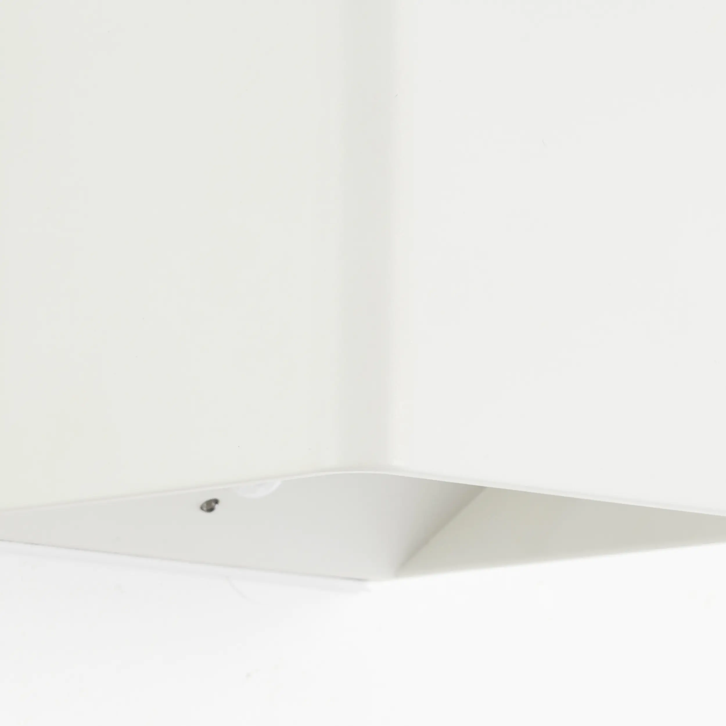 Brilliant Iseo LED Außenleuchte 4 W mit Bewegungsmelder und USB-Anschluss weiß Brilliant Iseo LED Außenleuchte 4 W mit Bewegungsmelder und USB-Anschluss weiß