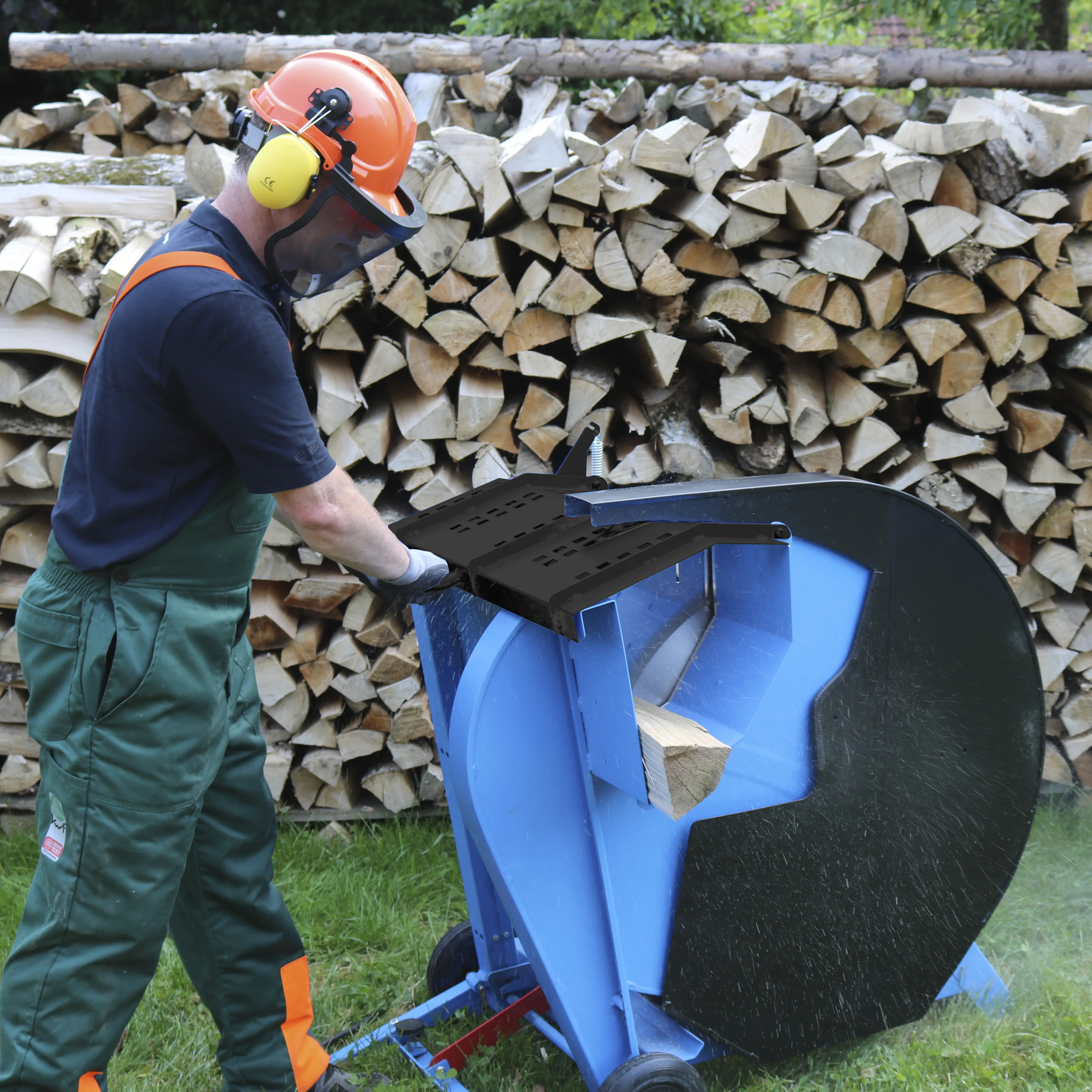 Güde Wippsäge GWS 700 HM-2 5,2 kW inkl. Hartmetallsägeblatt