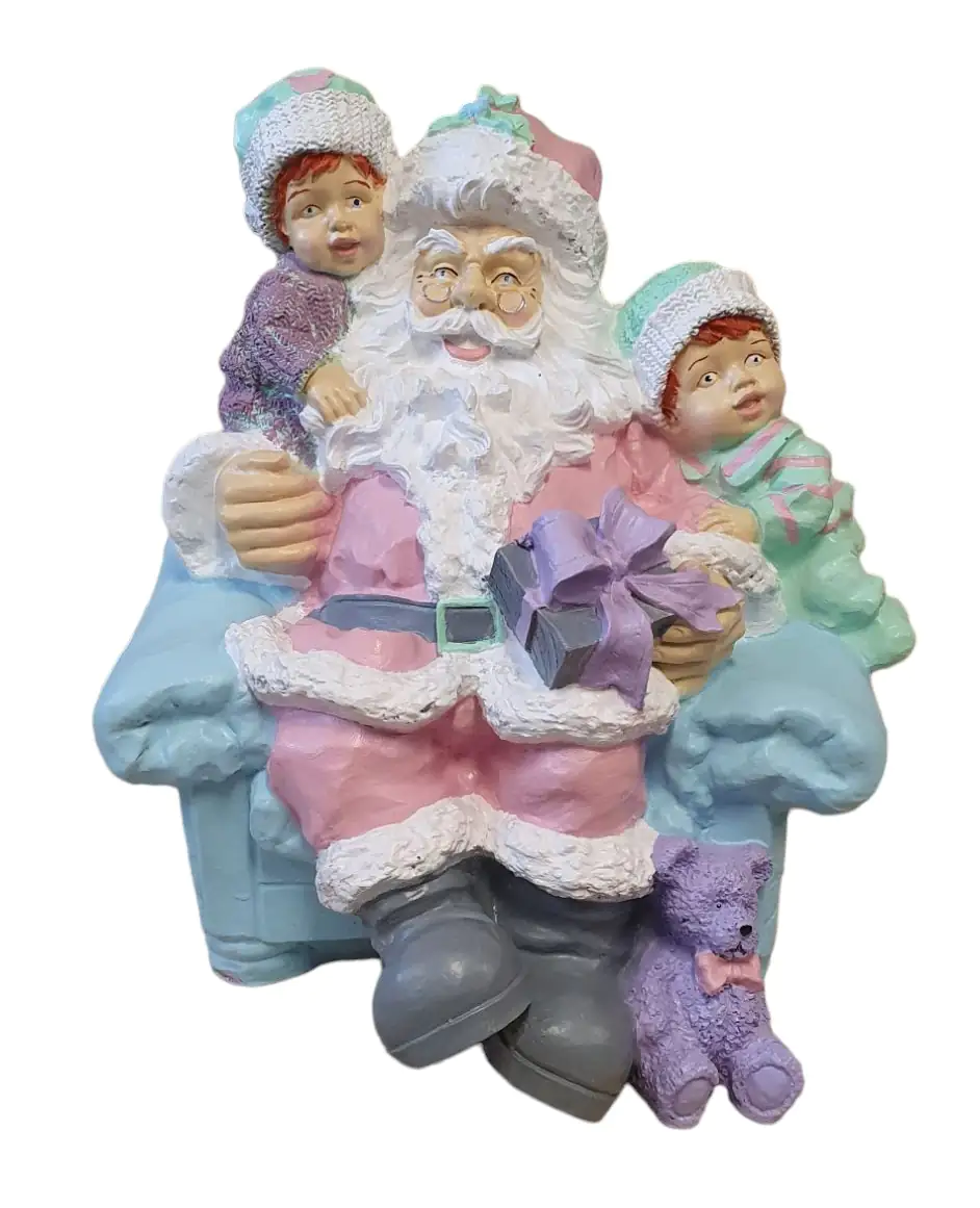 Figur Weihnachtasmann Sessel, Polyresin 48 x 44 x 46 cm pastell