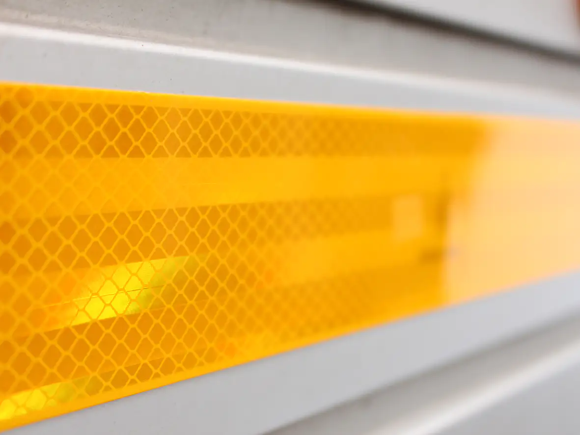 LAS Reflektorband 55mm gelb selbstklebend 2 m