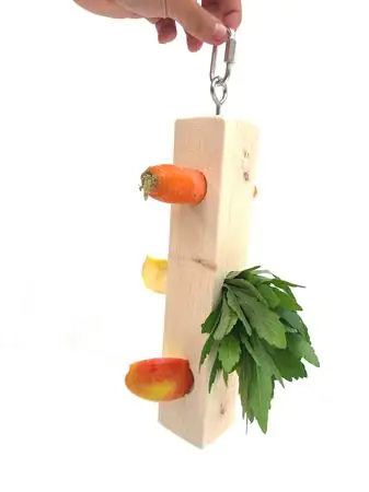 Ollesch Nager Futterbaum zum Aufhängen 25 x 20 cm natur Ollesch Nager Futterbaum zum Aufhängen 25 x 20 cm natur