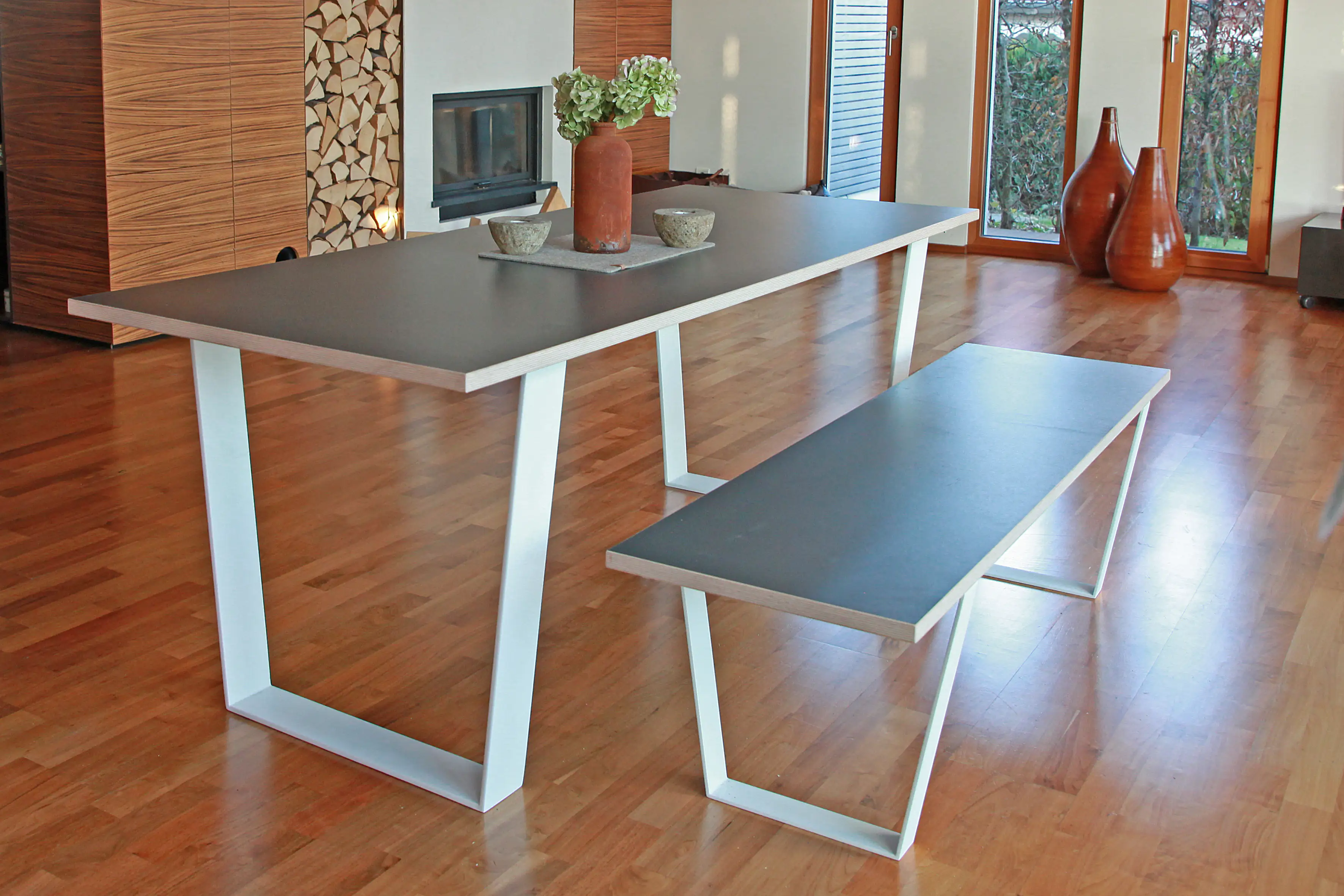 Dieda Bankgestell V-Form weiß Maße (L x B x H): 420 x 400 x 70 mm