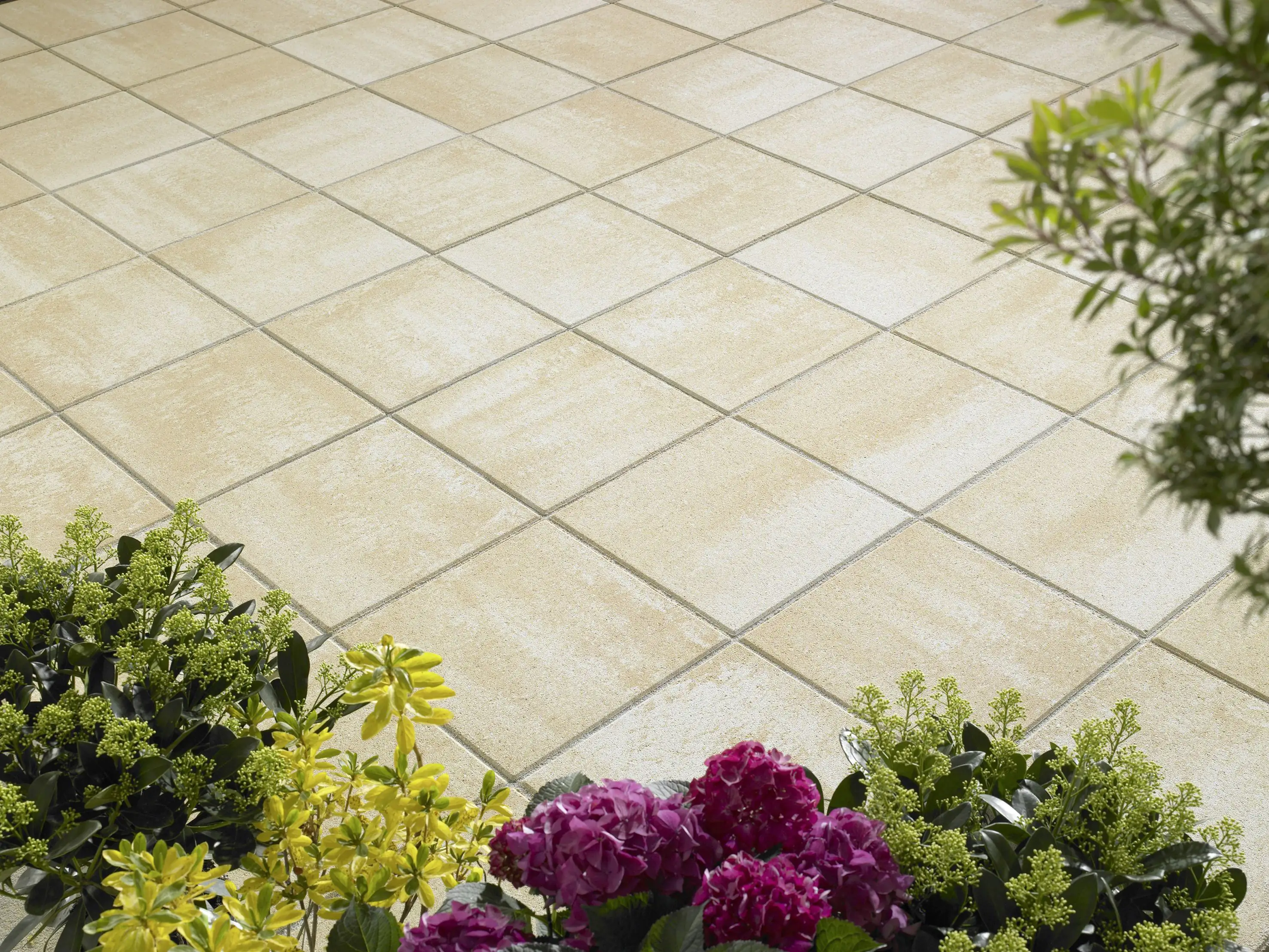 Kann Terrassenplatte Verona 40 x 40 x 5 cm sandsteingelb Kann Terrassenplatte Verona 40 x 40 x 5 cm sandsteingelb