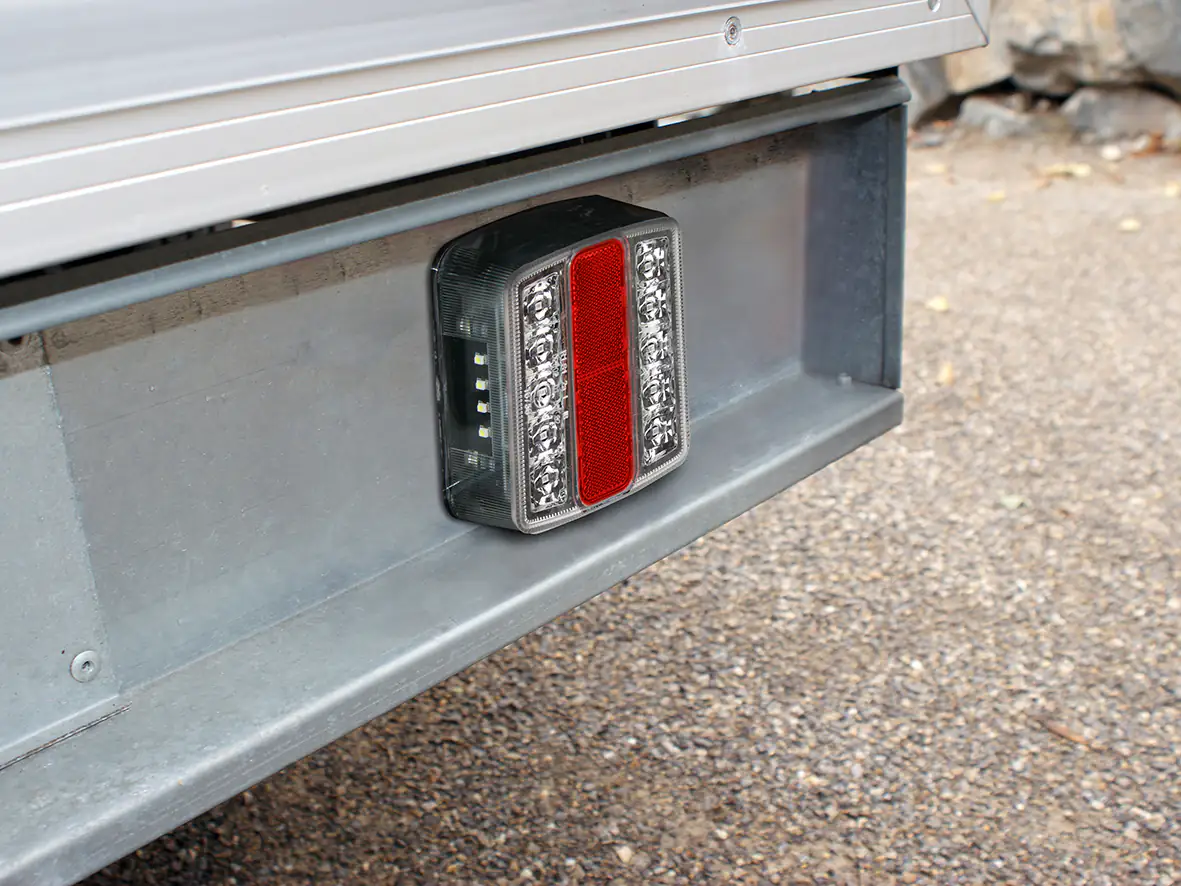 LAS LED Rückleuchte 12V rechts oder links