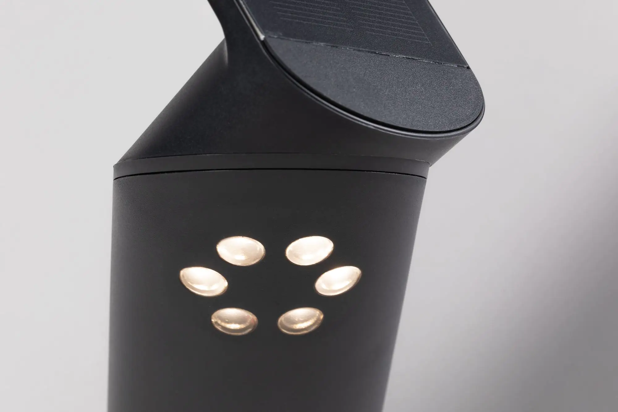 4000870942604_06 Paulmann LED Solar-Wandleuchte Ilias anthrazit warmweiß Bewegungsmelder