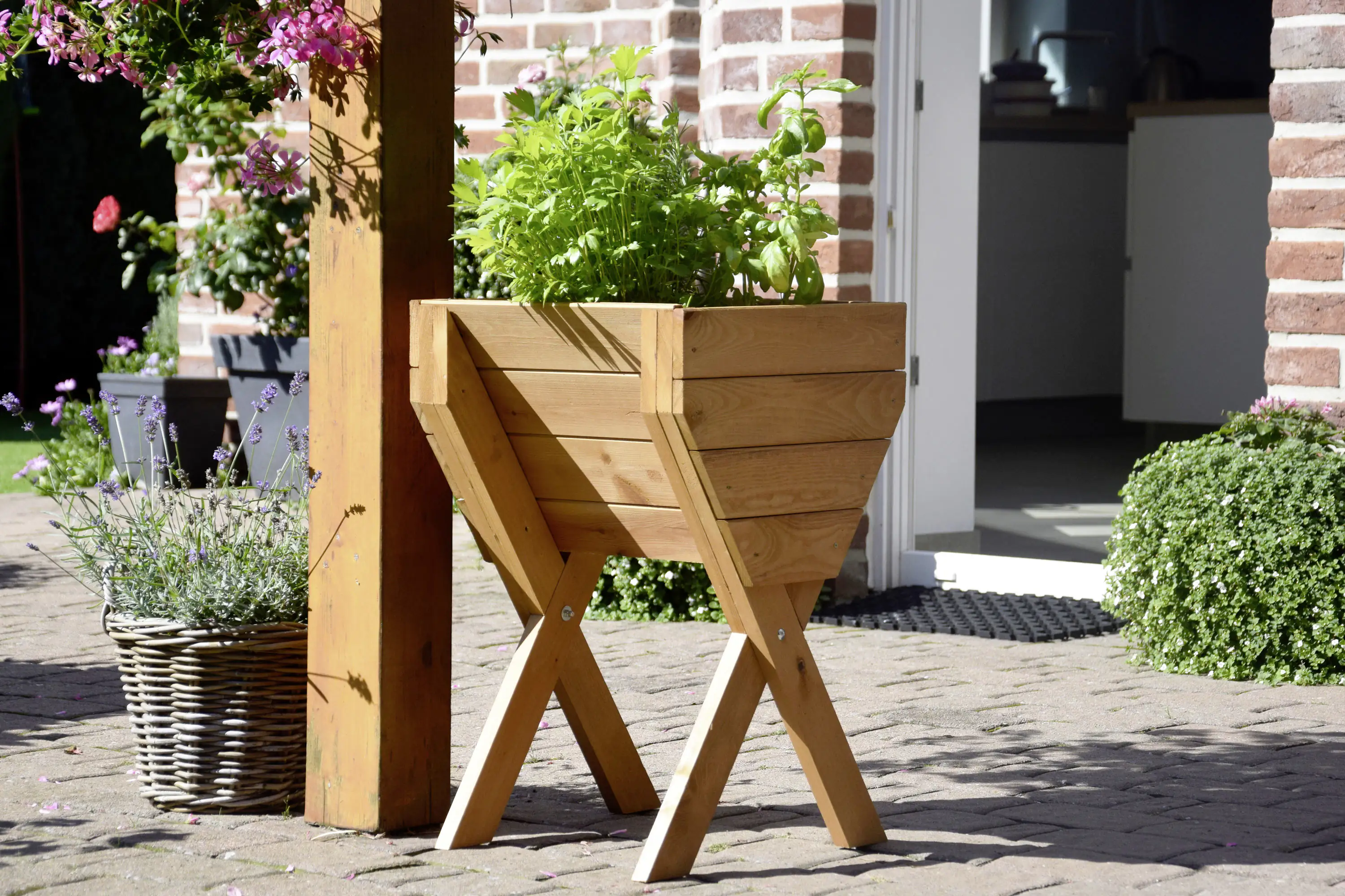 Dobar Kleines Hochbeet inkl. Pflanzfolie 39 x 40 x 61 cm