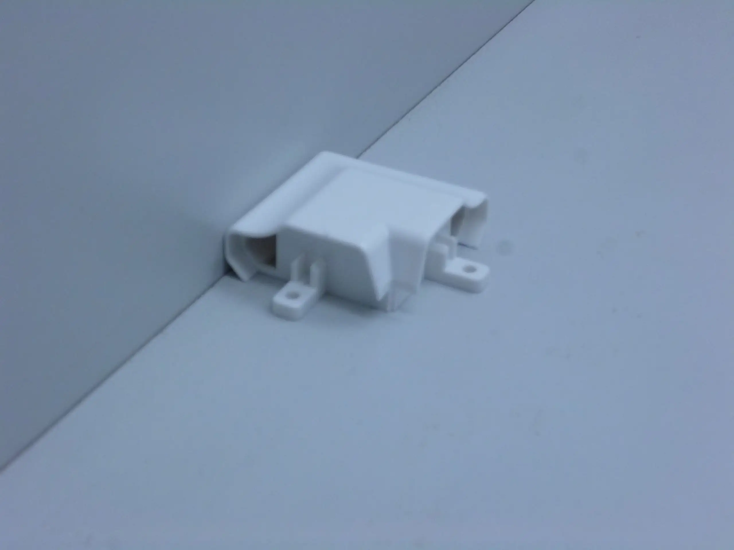 B.S. Bauprogramm Außenecke für Deckenabschlussleiste 17 x 36 mm weiß