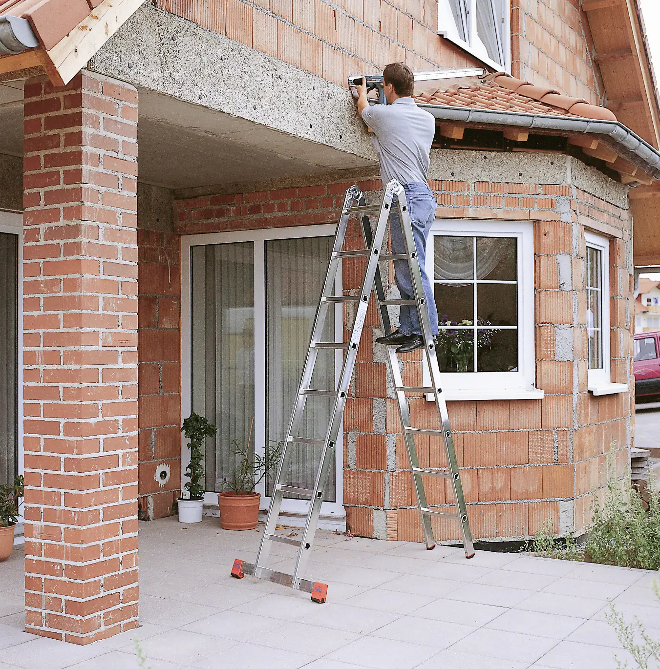 Krause Aluminium-Gelenk-Doppelleiter MONTO TriMatic 5,50 m