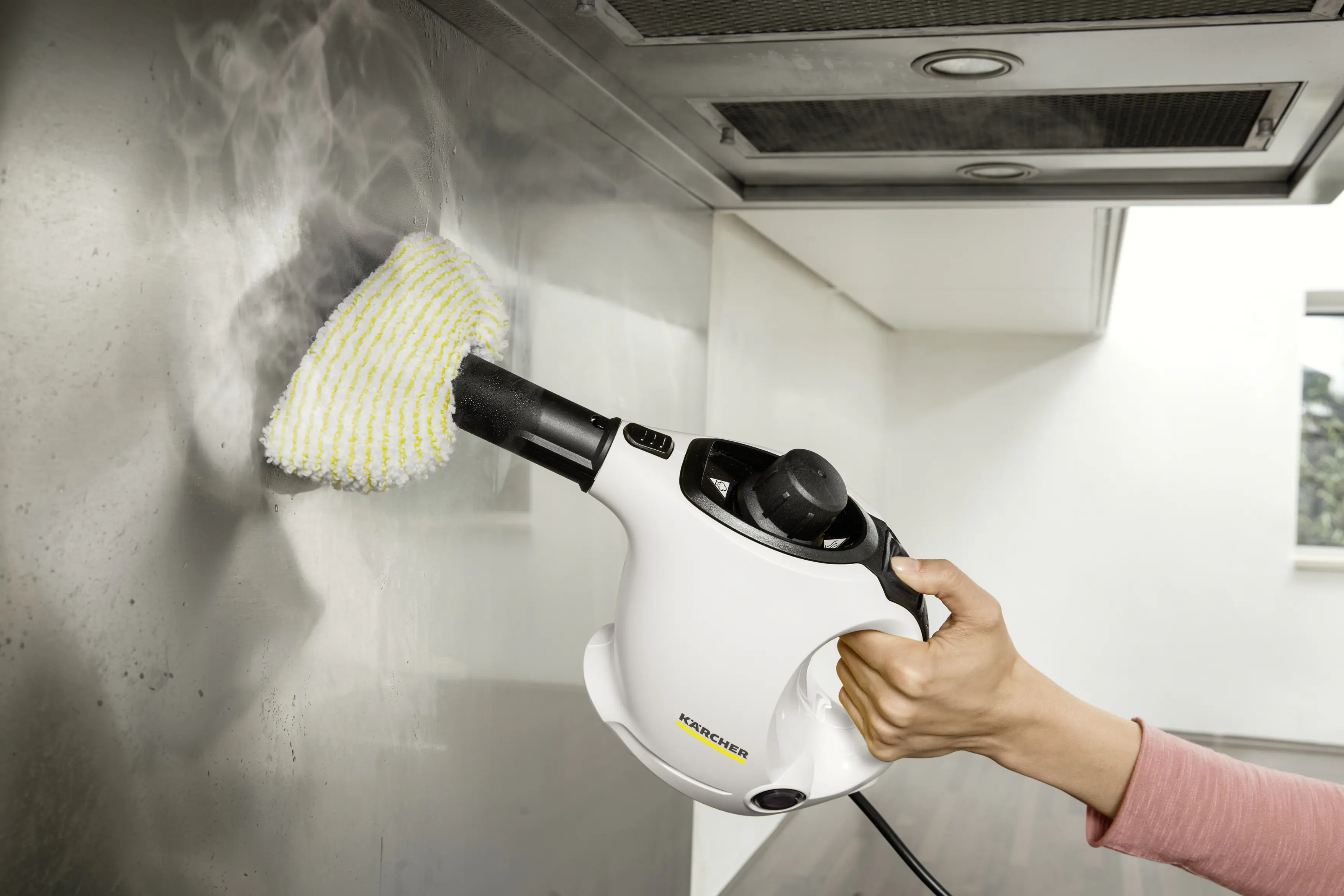 Kärcher Dampfreiniger SC 1 EasyFix 3 bar 1200 W inkl. Zubehör Kärcher Dampfreiniger SC 1 EasyFix 3 bar 1200 W inkl. Zubehör