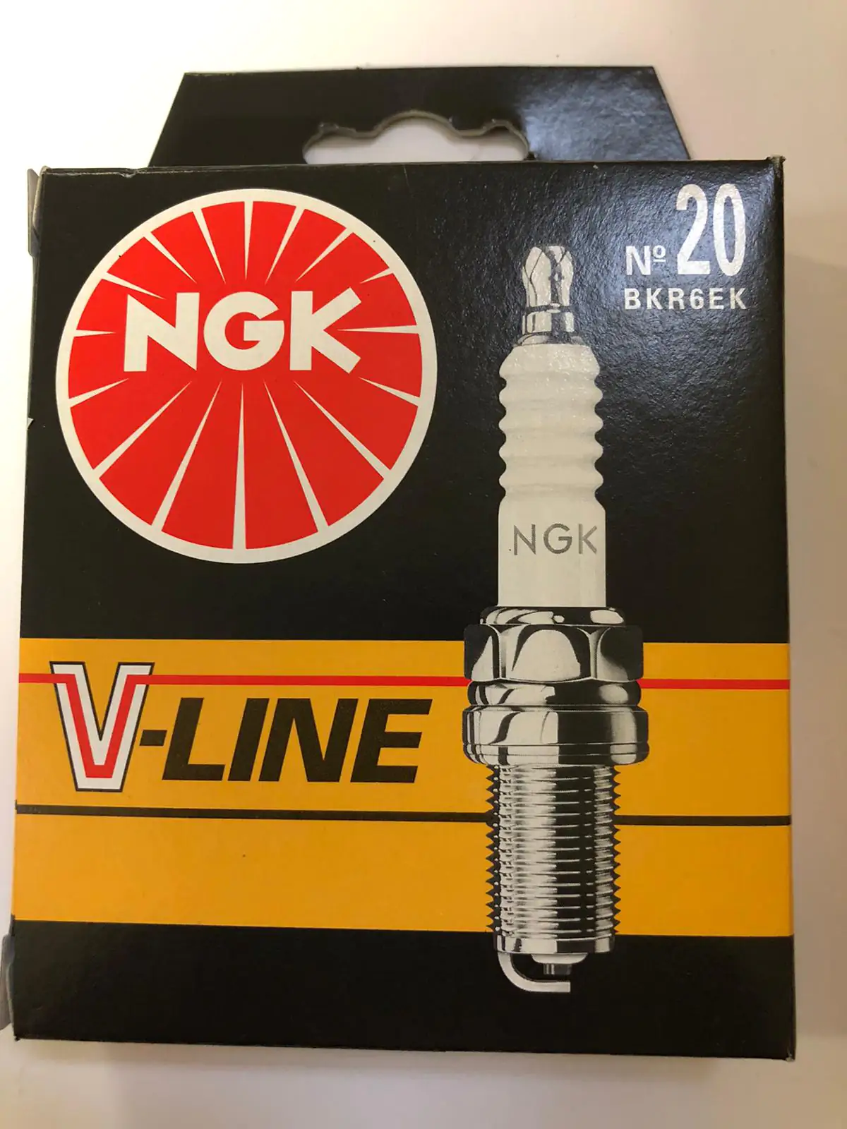 NGK Zündkerze BKR6EK 4er Pack V-Line 20 NGK Zündkerze BKR6EK 4er Pack V-Line 20