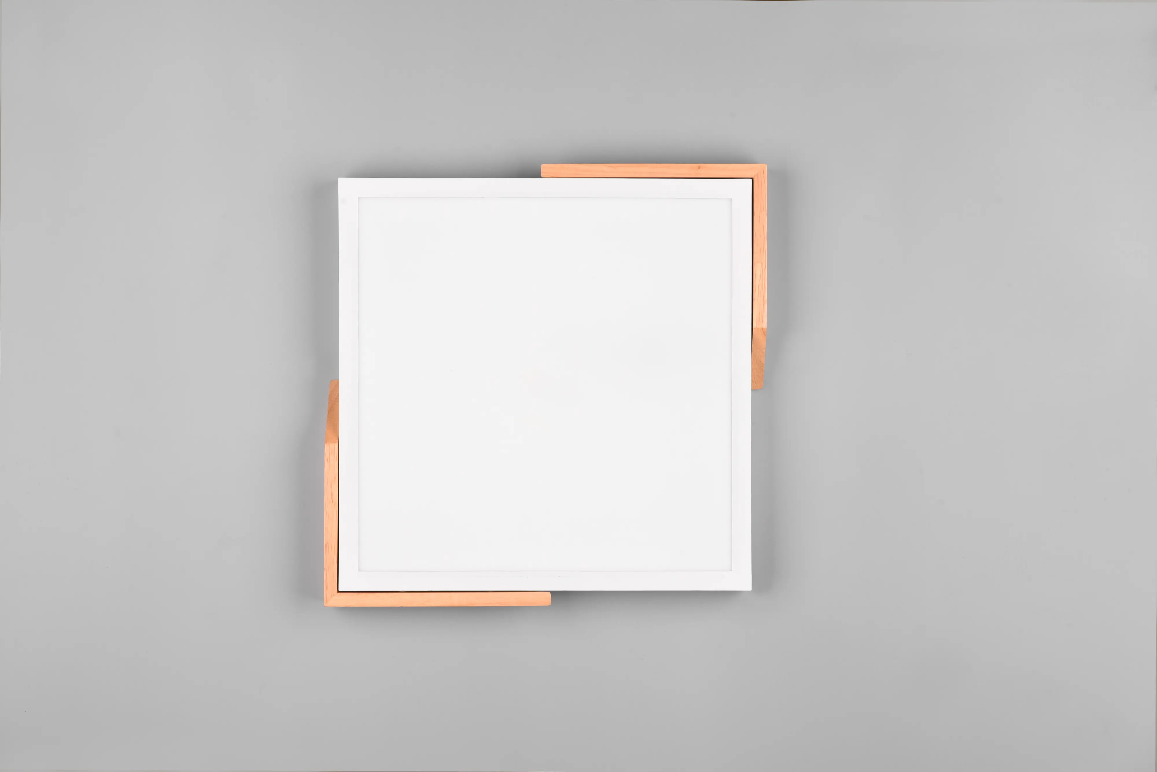 Trio LED Deckenleuchte Meta 32 x 31,5 cm warmweiß naturholz dimmbar