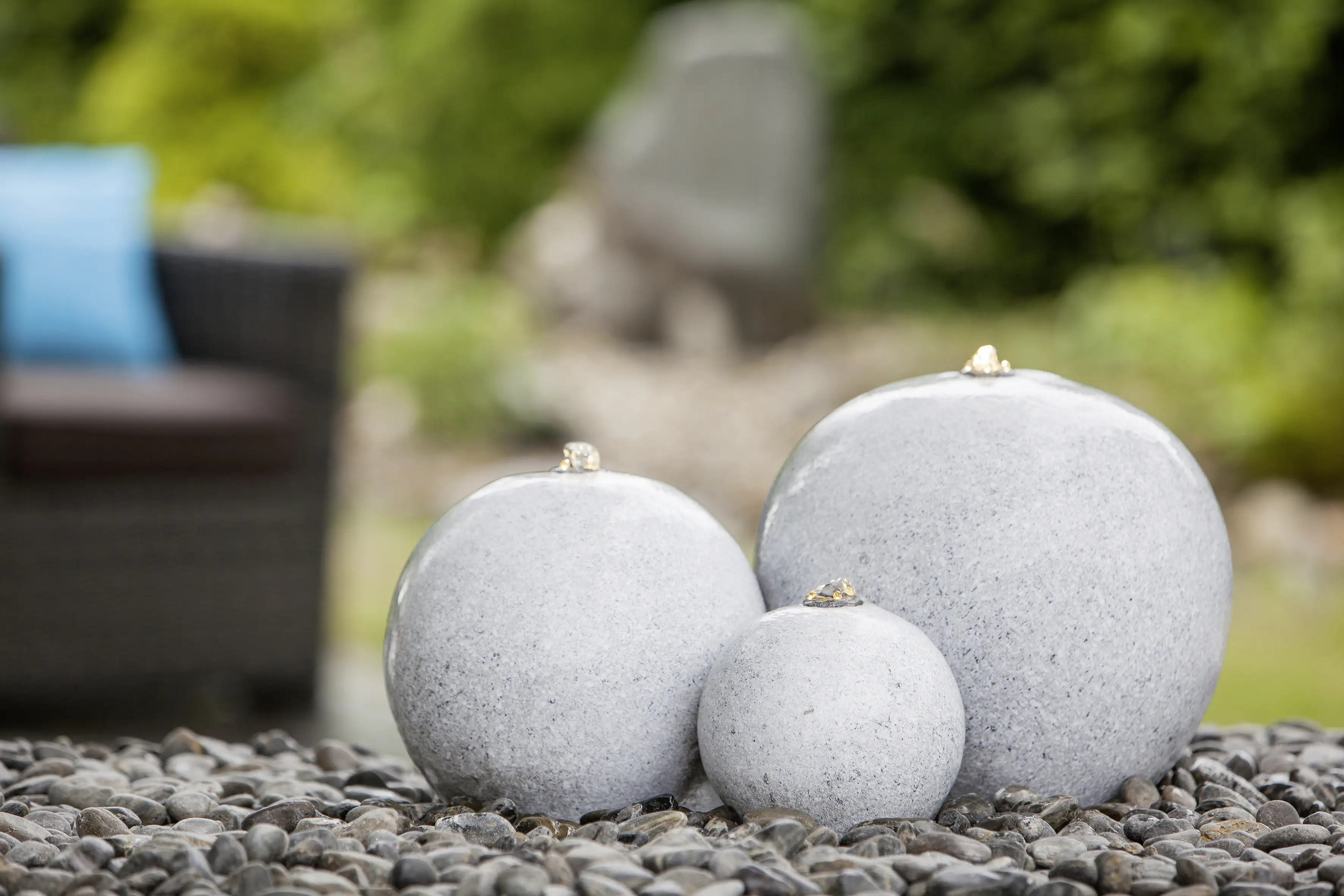 4006873426264 Heissner Gartenbrunnen Saphira 59 x 43 x 15/23/28 cm, grau