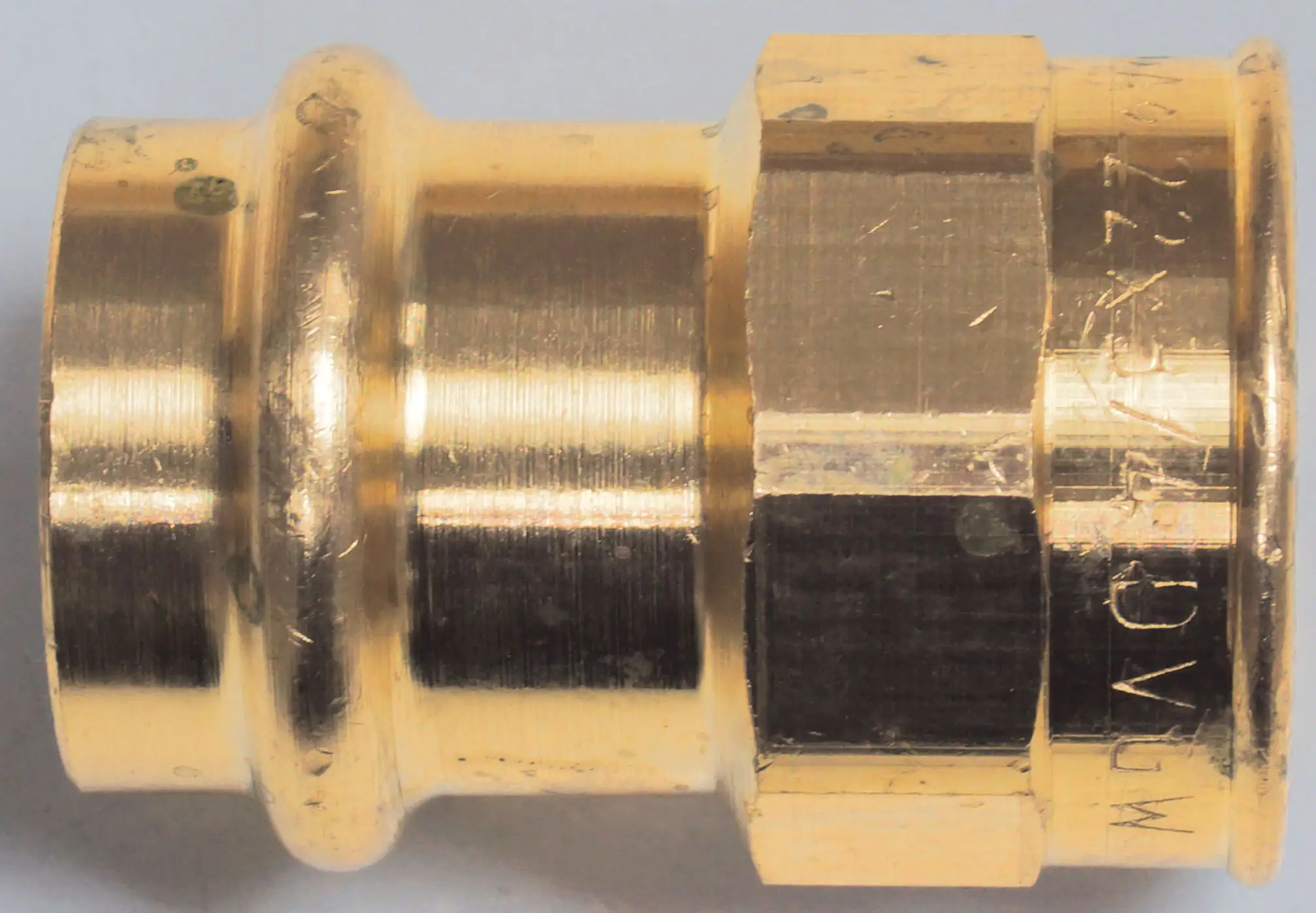 Cornat Press-Übergangs-Muffe Rotguss, ø 22 mm, 3/4" IG