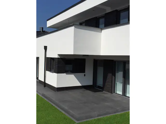 Terrassenplatte Feinsteinzeug Manhatten 60 x 90 x 2 cm schwarz