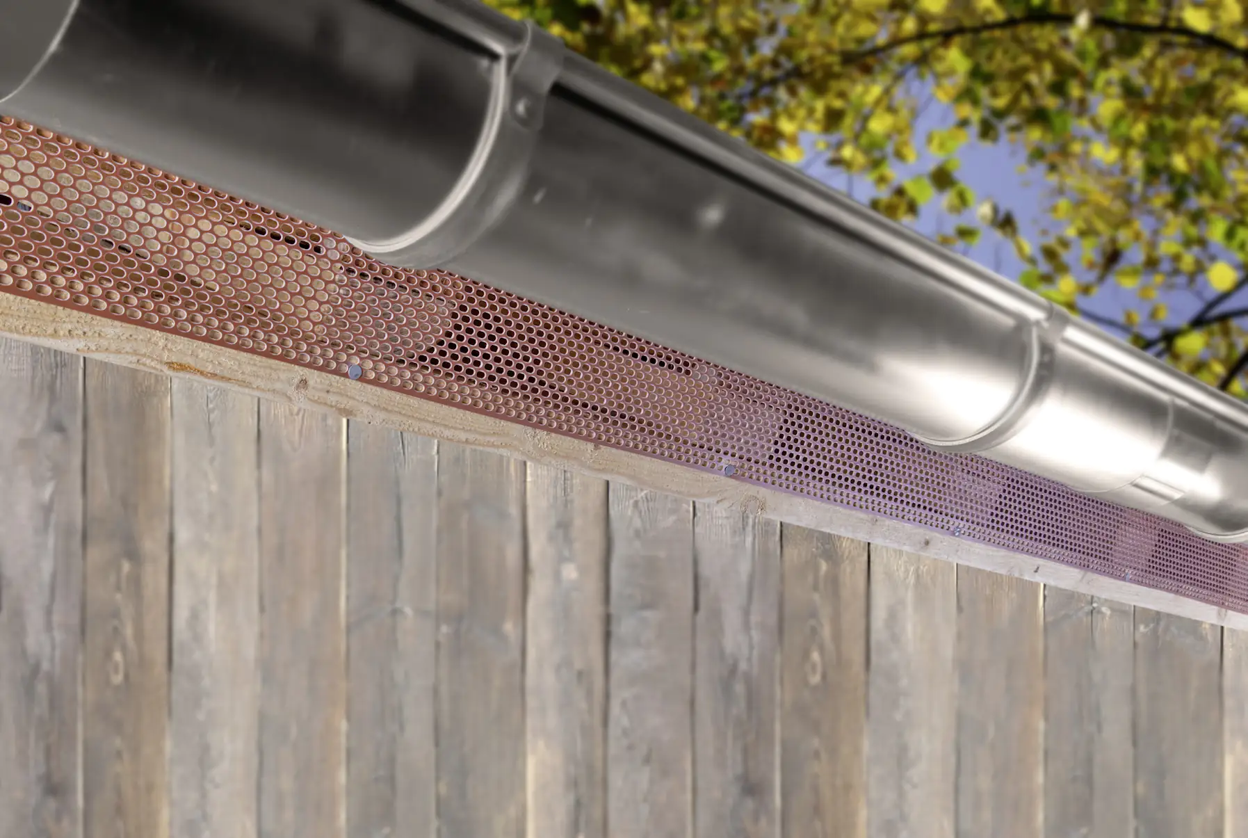 Sarei Vogelschutz- und Lüftungsgitter 5 m x 100 mm braun