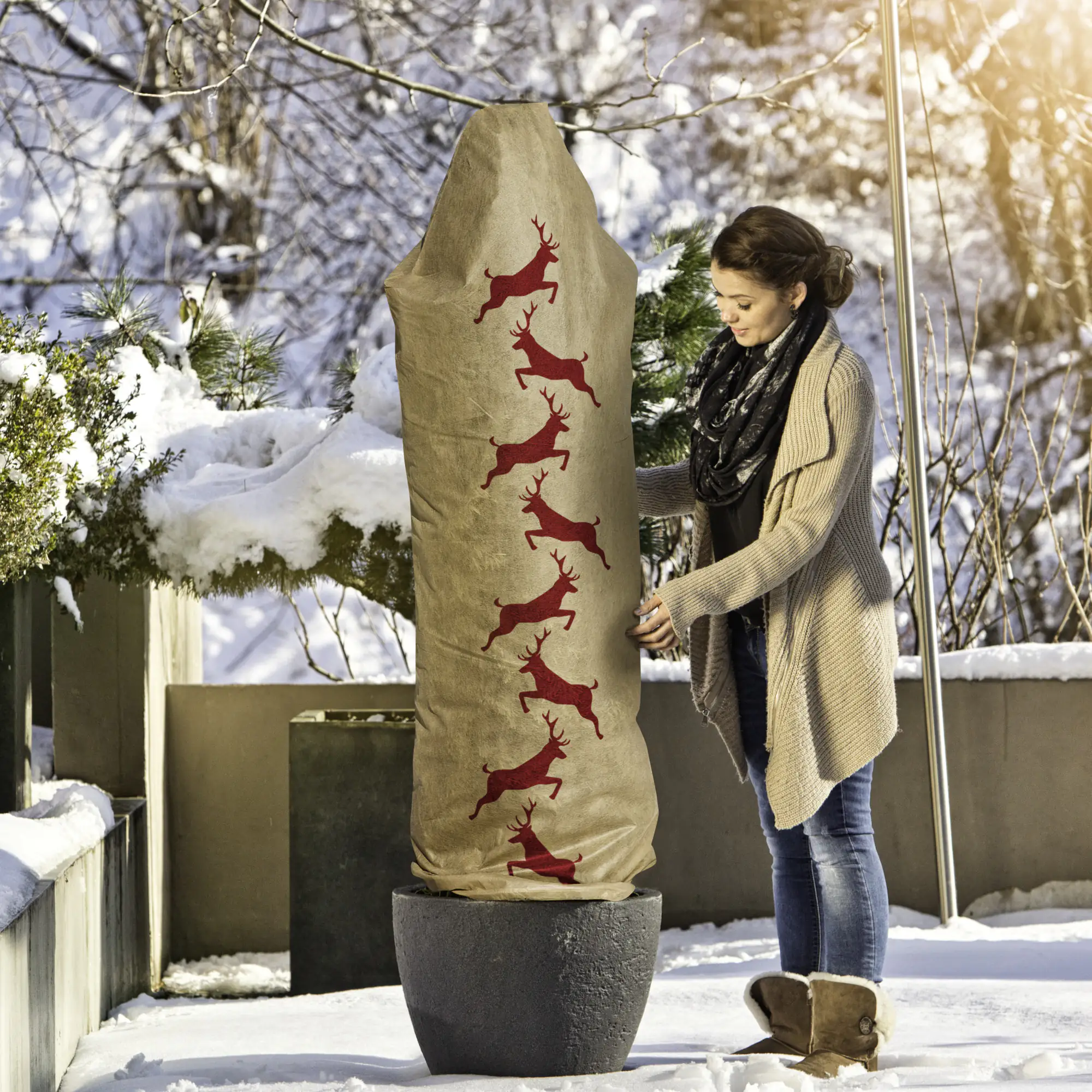 Windhager Deko-Haube Protect XL 1,1 x 1,1 m, beige mit Hirschmotiv