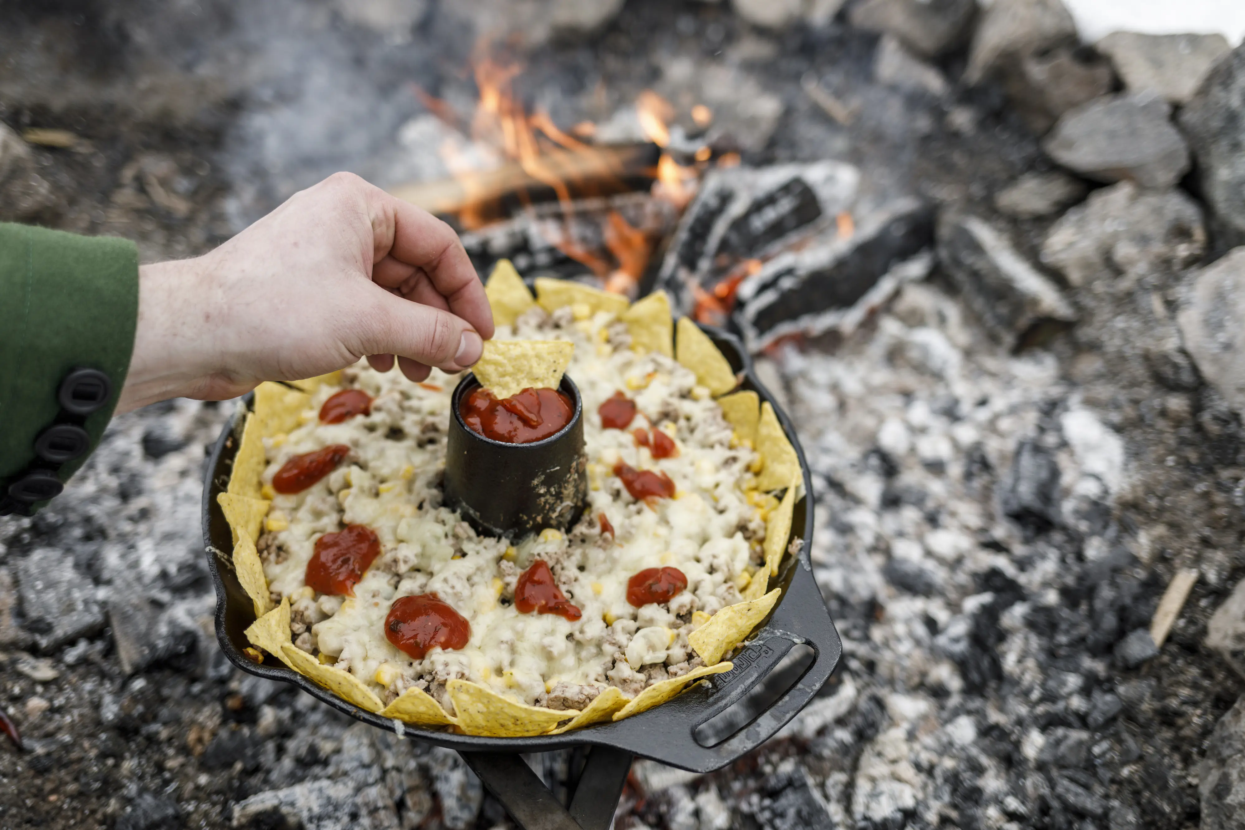 Petromax Feuerpfanne Gusseisen Ø 30 cm mit zwei Henkeln