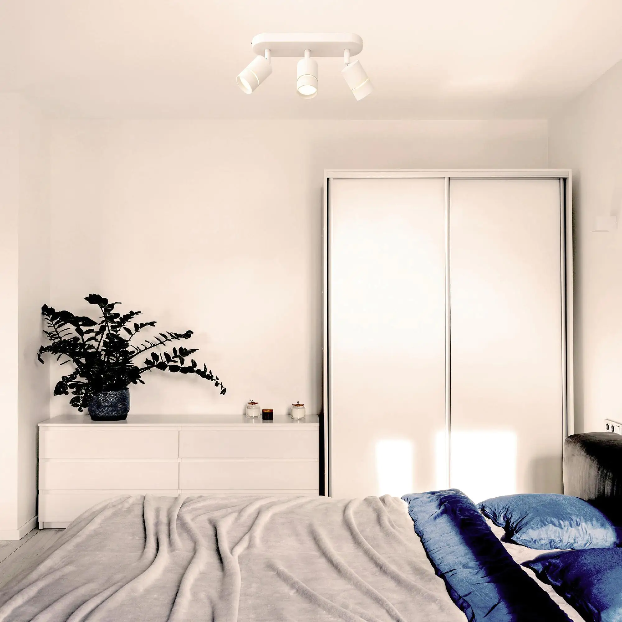 Müller Licht tint 3er LED Spot Nalo weiß 32 x 9 cm weiß RGBW Smart Home Müller Licht tint 3er LED Spot Nalo weiß 32 x 9 cm weiß RGBW Smart Home