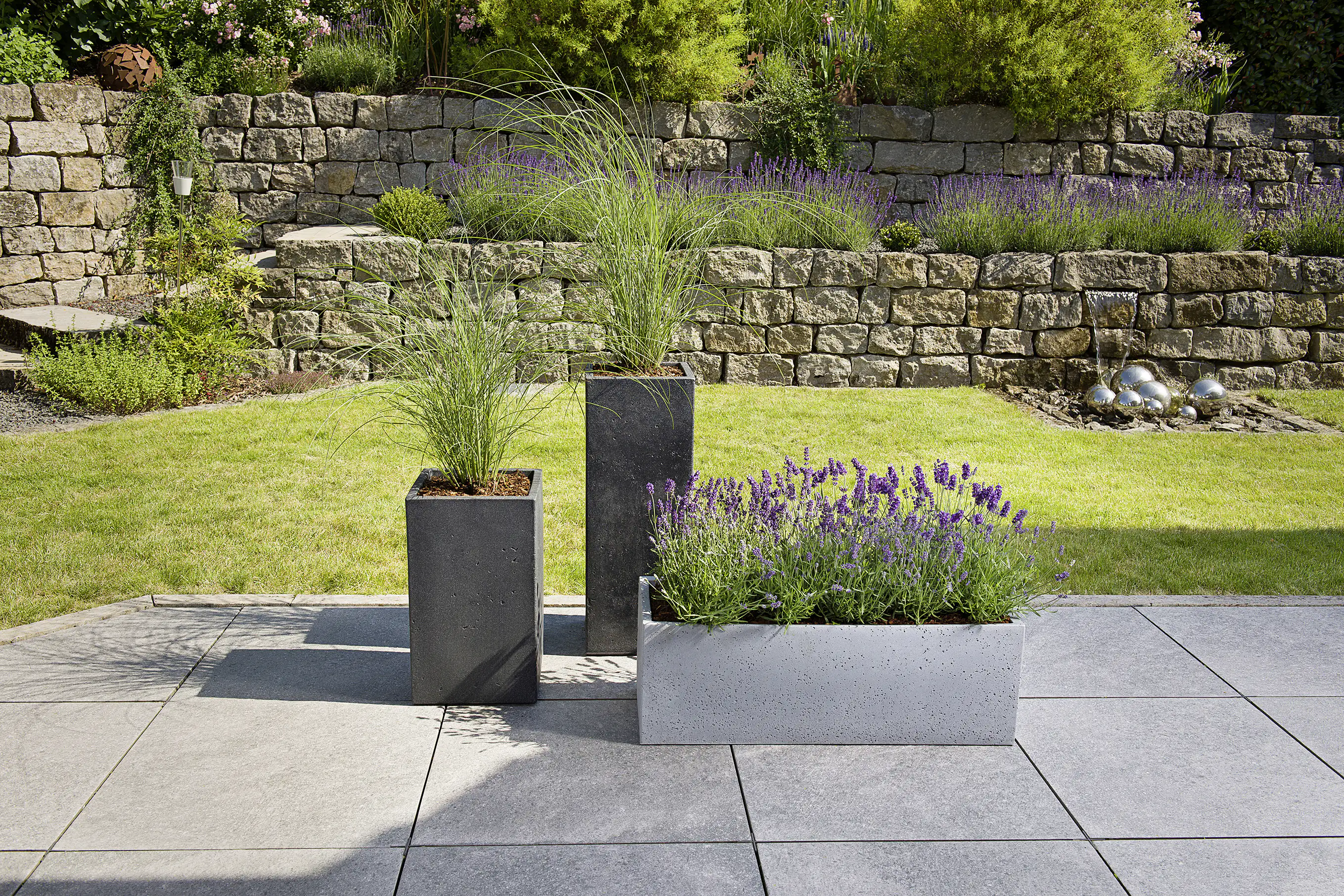 Scheurich Pflanzgefäß C-Cube Serie 240 schwarz granit 40 cm Scheurich Pflanzgefäß C-Cube Serie 240 schwarz granit 40 cm
