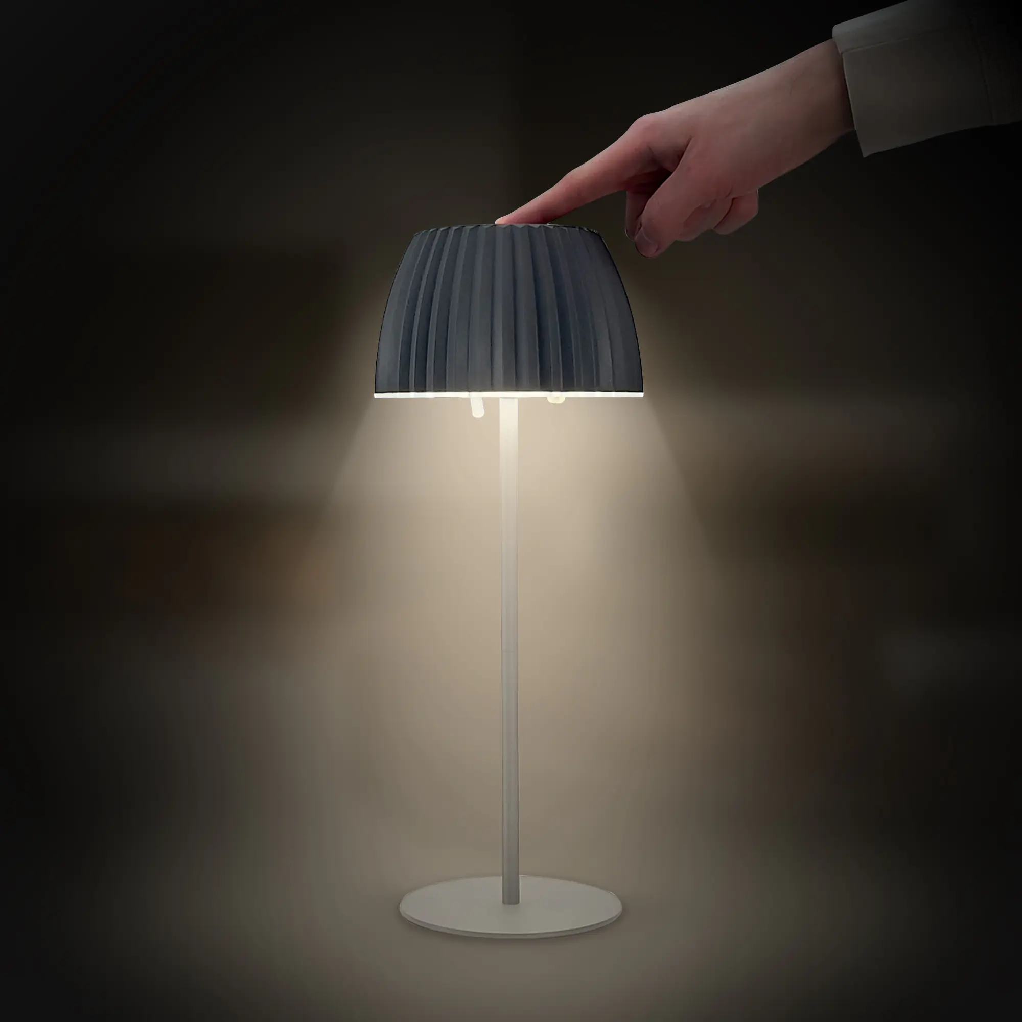 Briloner LED-Tischleuchte Riffle mit Akku anthrazit dimmbar