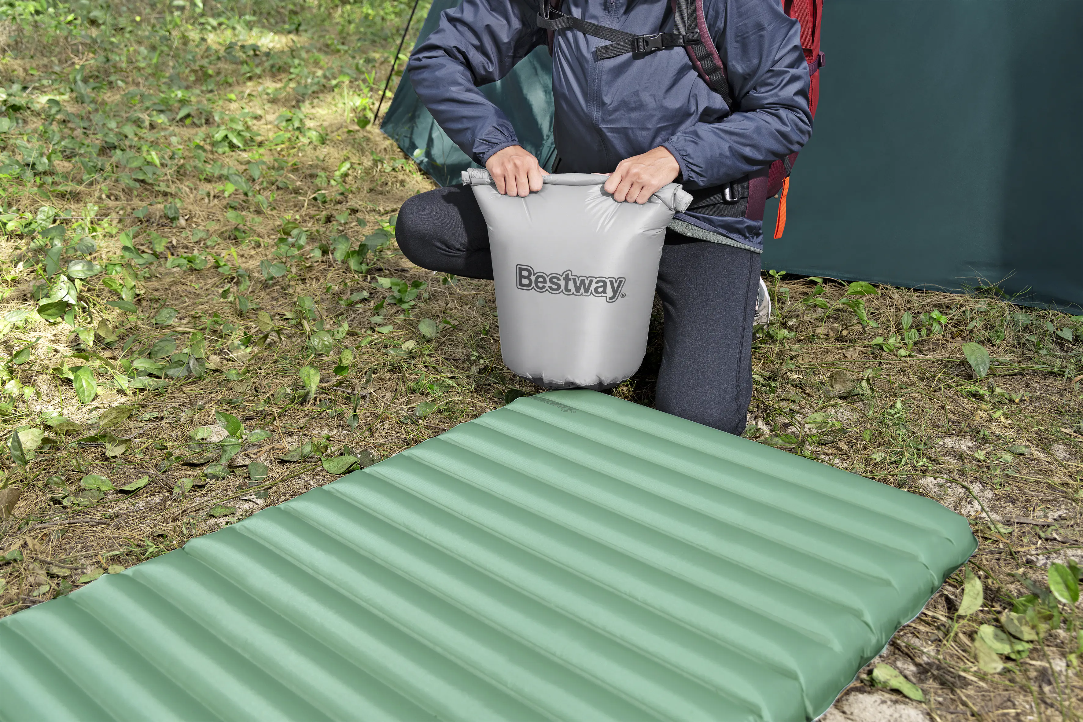 Bestway Isomatte AdventuRest aufblasbar grün 198 x 71 x 8 cm Bestway Isomatte AdventuRest aufblasbar grün 198 x 71 x 8 cm