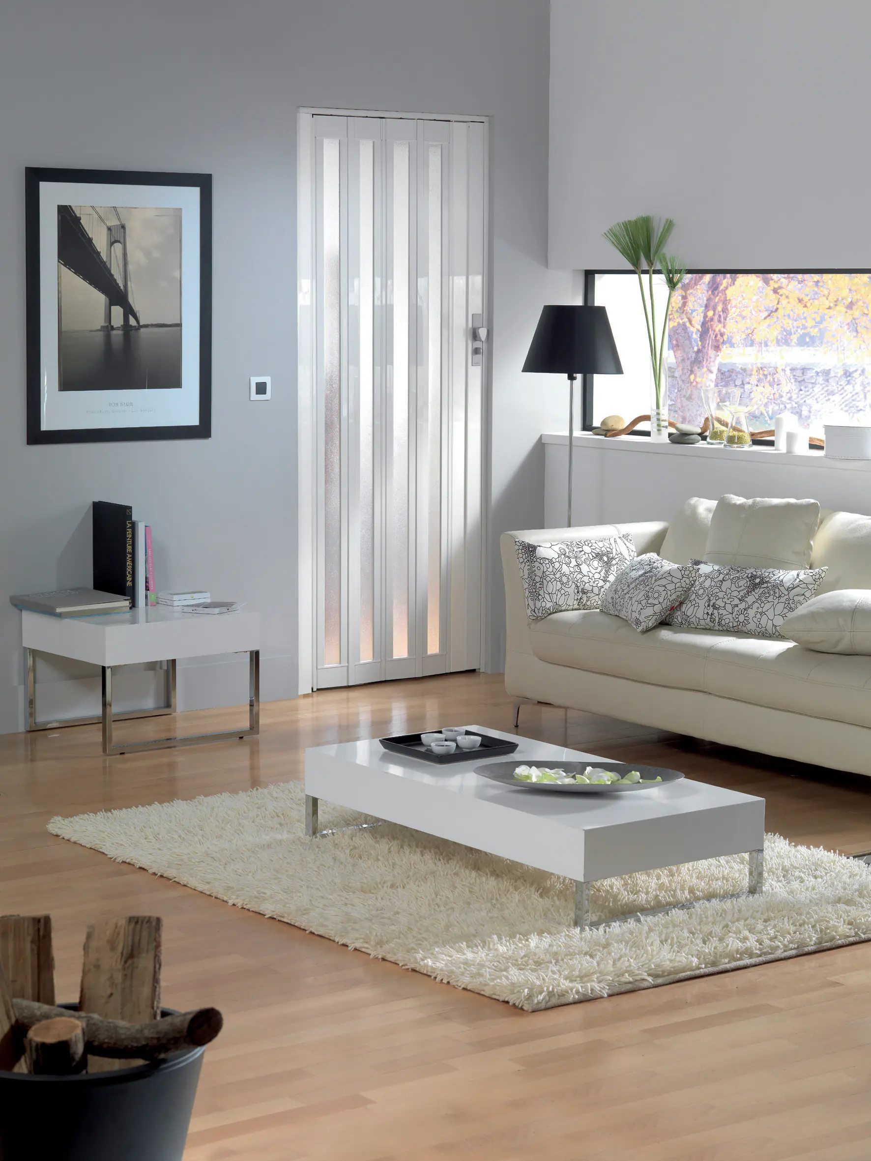 Grosfillex Falttür Larya weiß glänzend 84 x 205 cm mit Kunstglaseinsatz