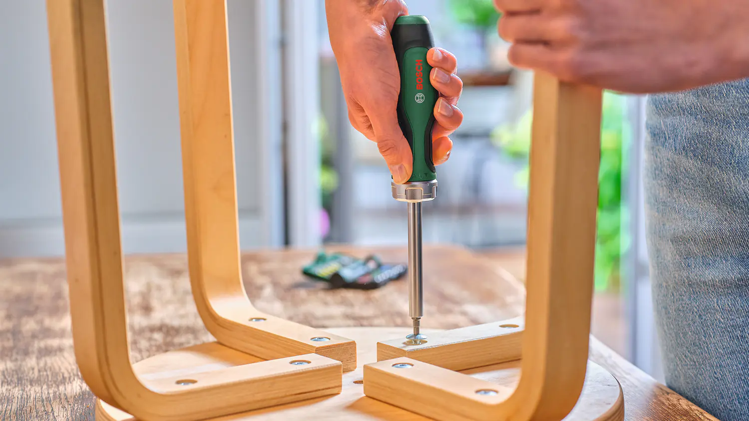 Bosch DIY Advanced Werkzeugkoffer 64-teilig