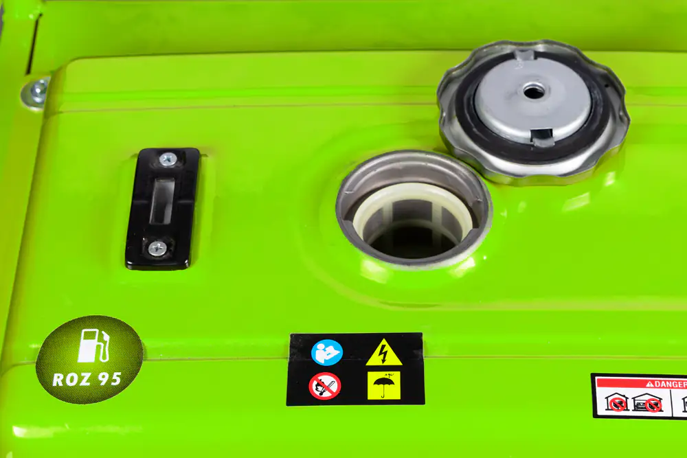 Zipper Inverter-Stromerzeuger ZI-STE2800IV 4000 W Benzin Zipper Inverter-Stromerzeuger ZI-STE2800IV 4000 W Benzin