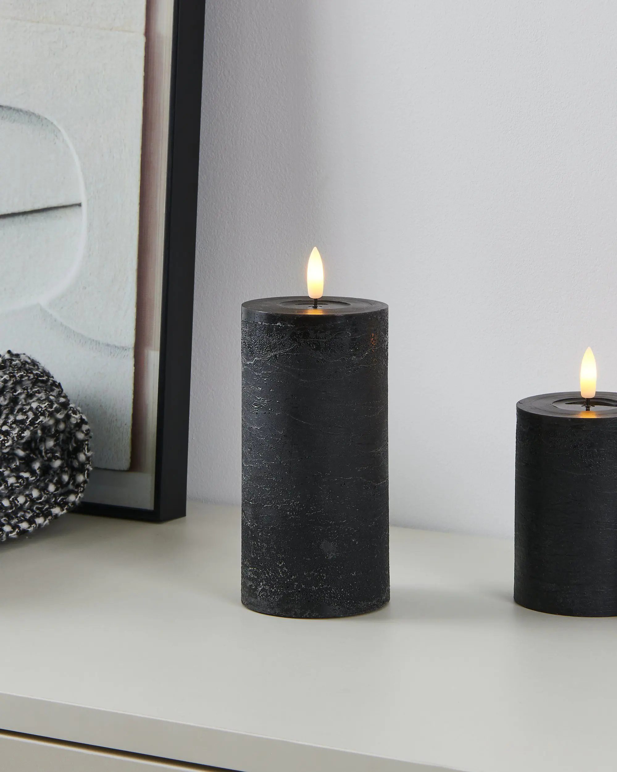 Eglo LED Kerze Leskino warmweiß 15 x Ø 7,5 cm schwarz  Eglo LED Kerze Leskino warmweiß 15 x Ø 7,5 cm schwarz