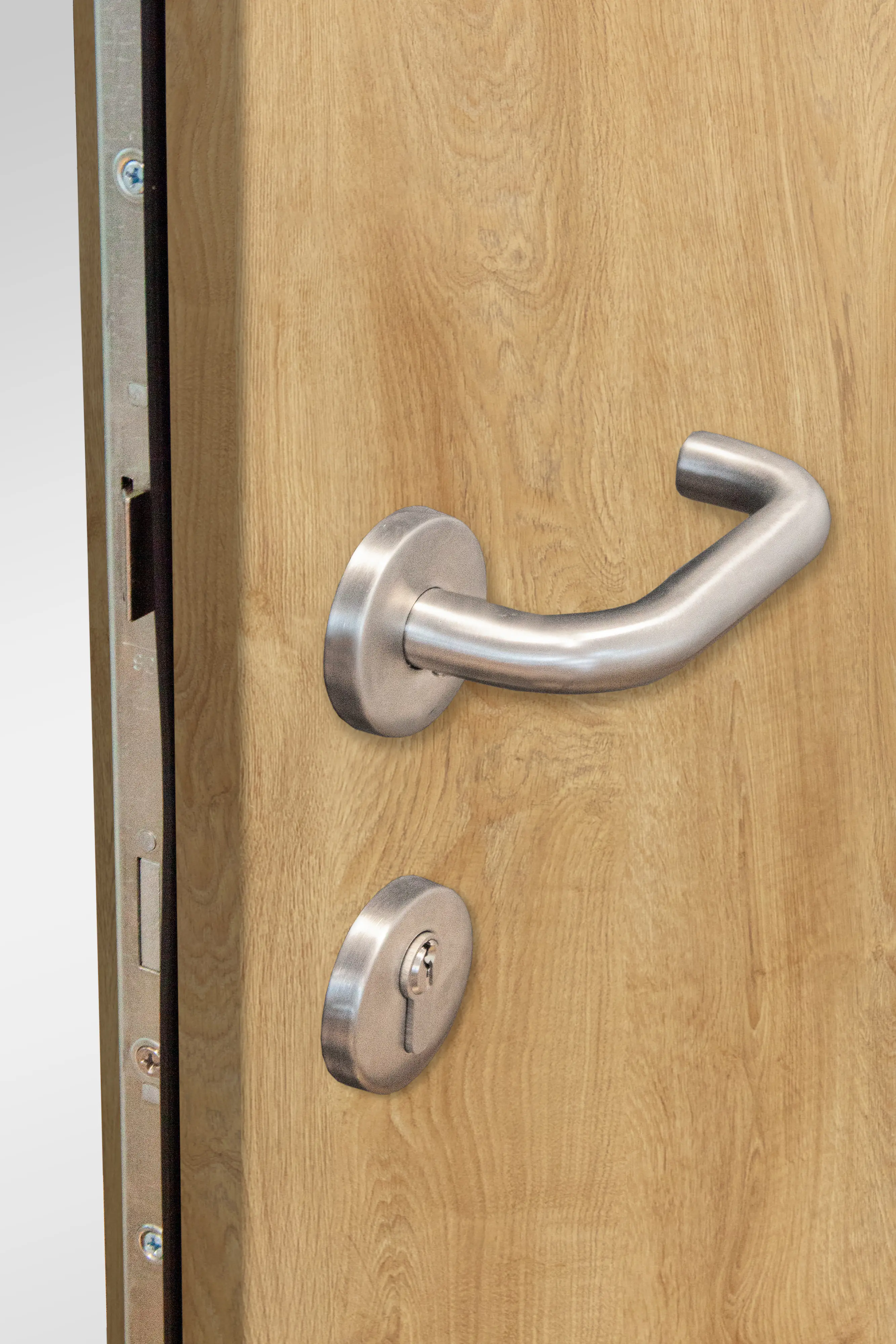 Splendoor Haustür Passivedoor Premium B06 RC2 Eiche Natur DIN Rechts 110 x 210 cm