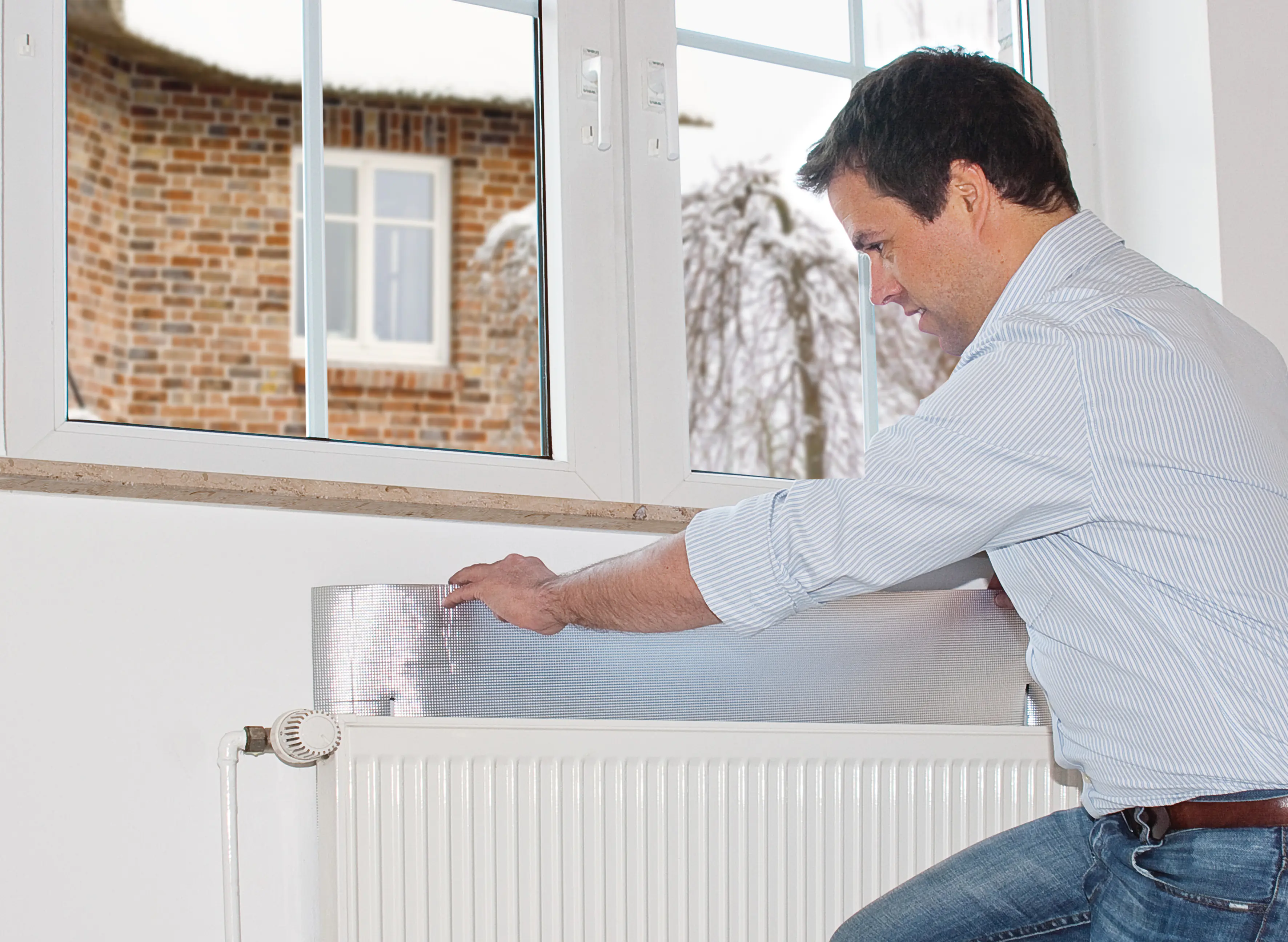 tesa Moll Reflektorfolie für Heizkörper Heat Reflect 1 x 0,7 m