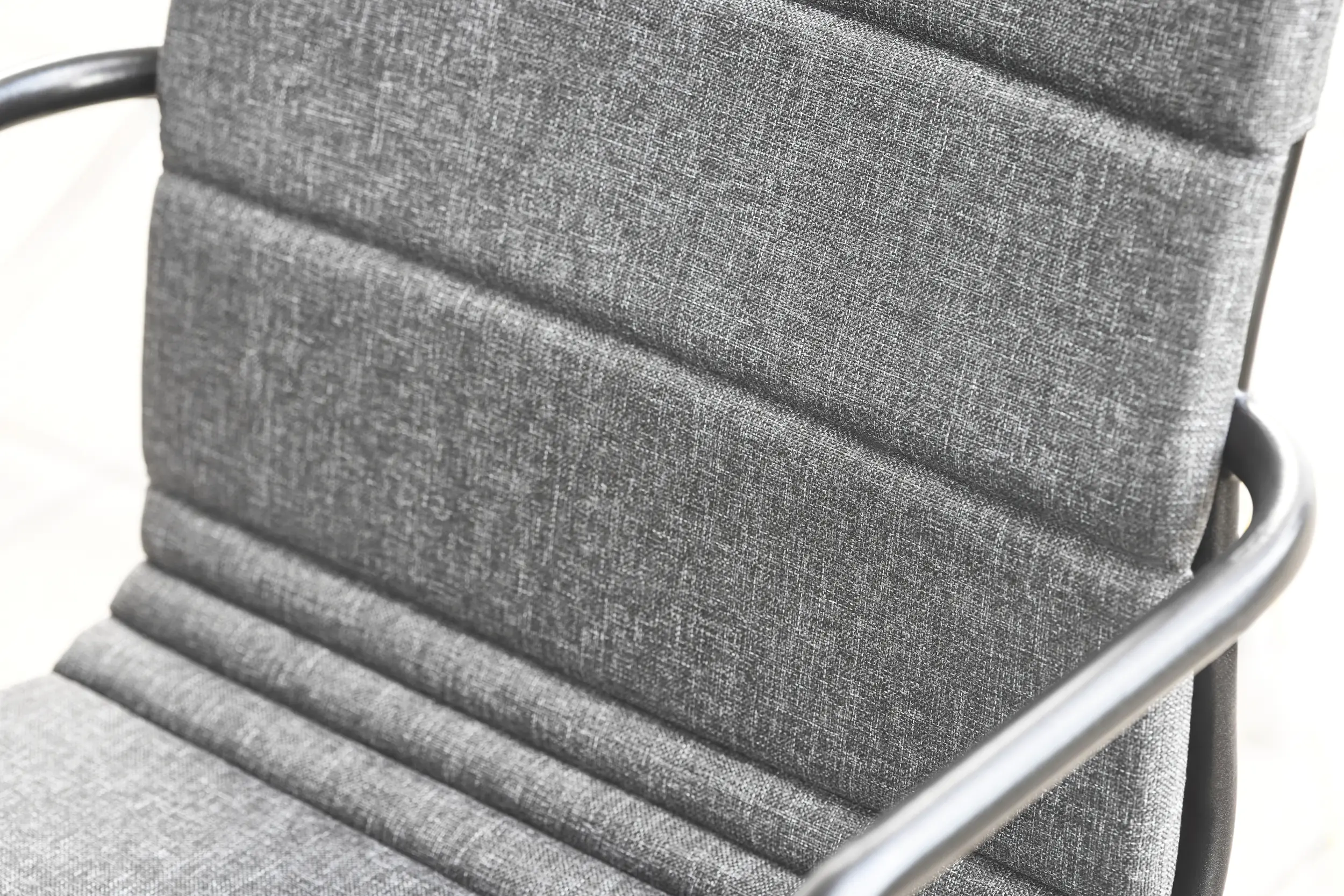 Primaster Stapelstuhl Parma Stahl inkl. Sitzkissen