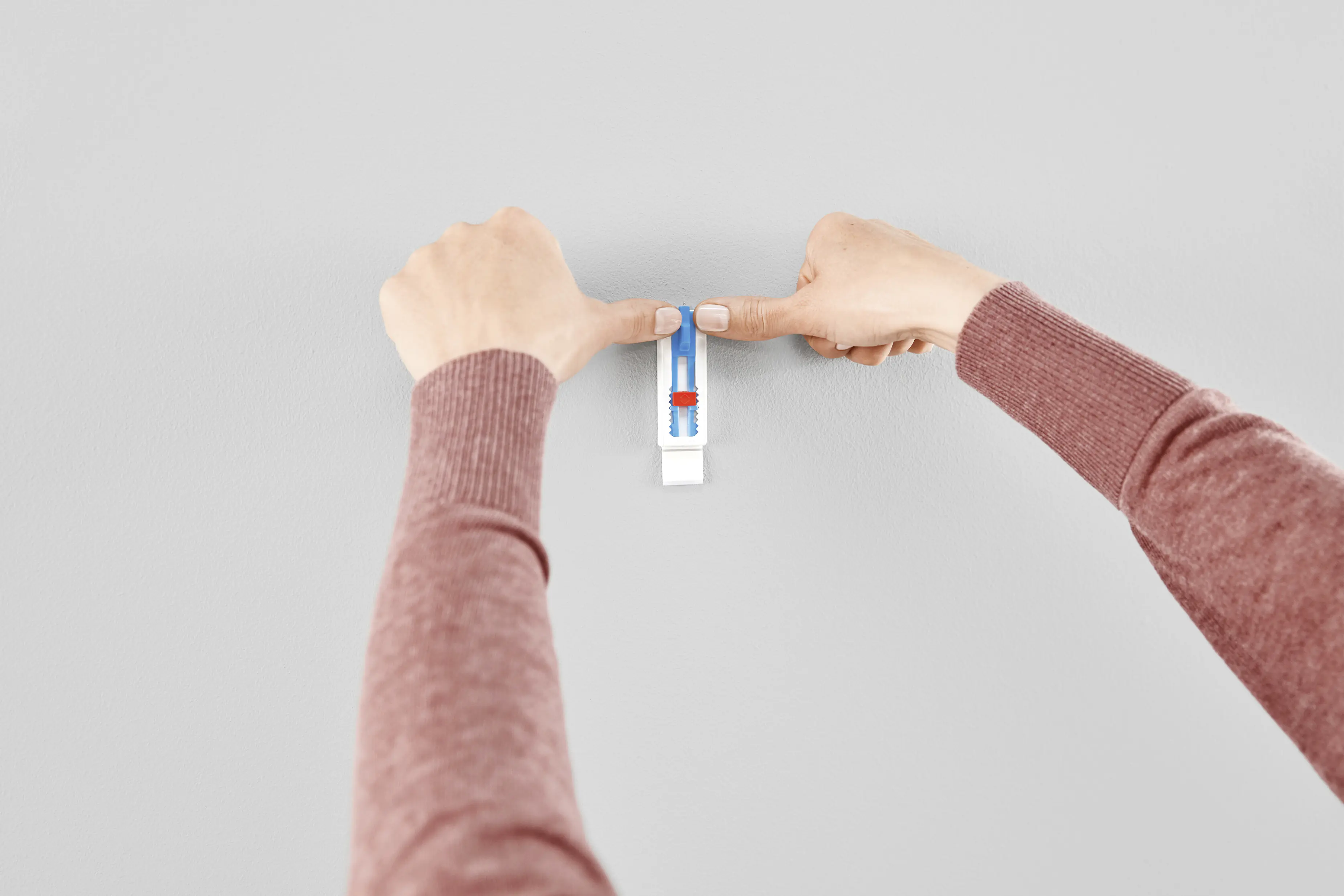 tesa Klebenagel Traglast 1 kg, 2 Stück