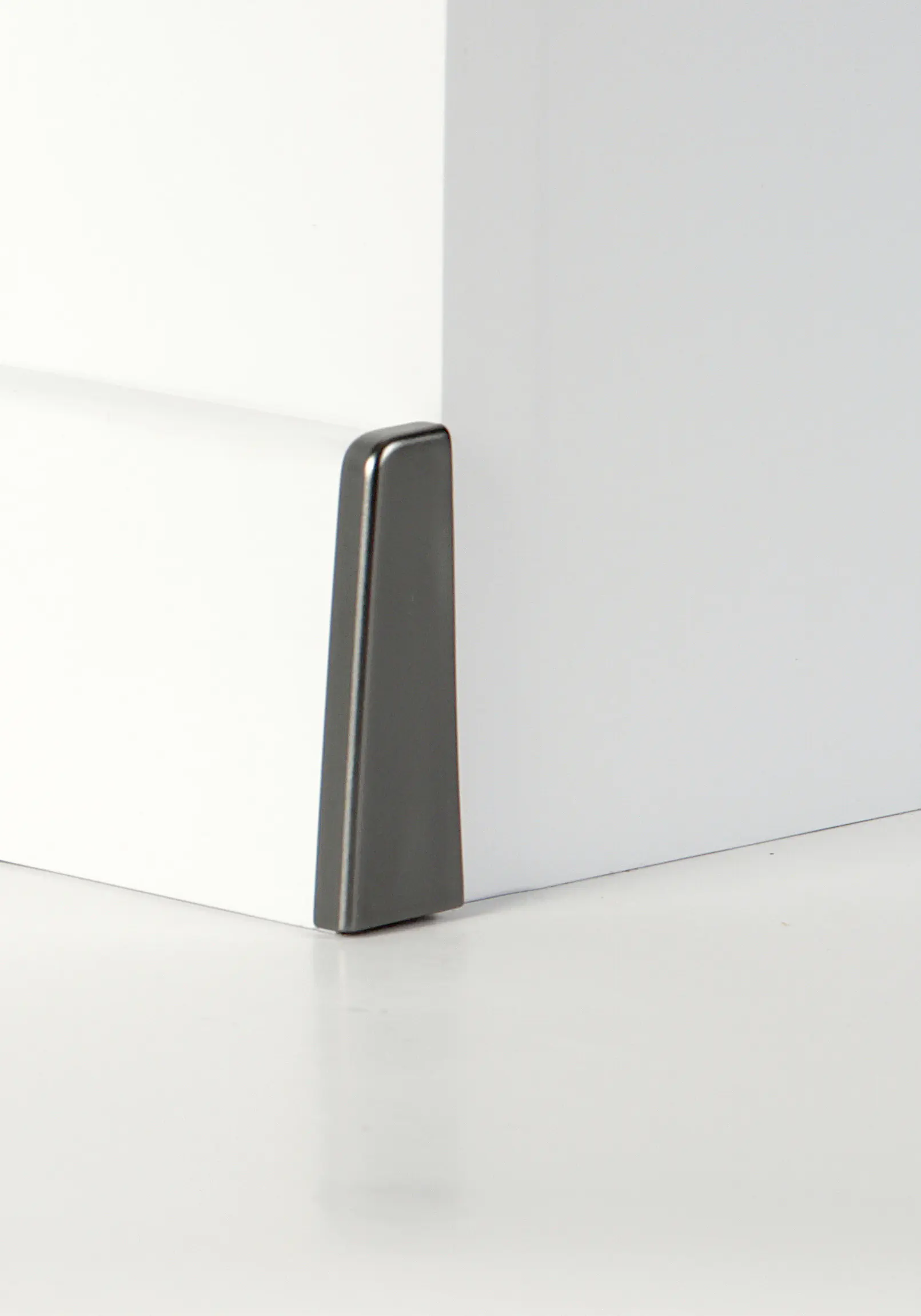 Classen Endkappen für Clip-Laminatleiste foliert 19 x 58 mm chrom Classen Endkappen für Clip-Laminatleiste foliert 19 x 58 mm chrom