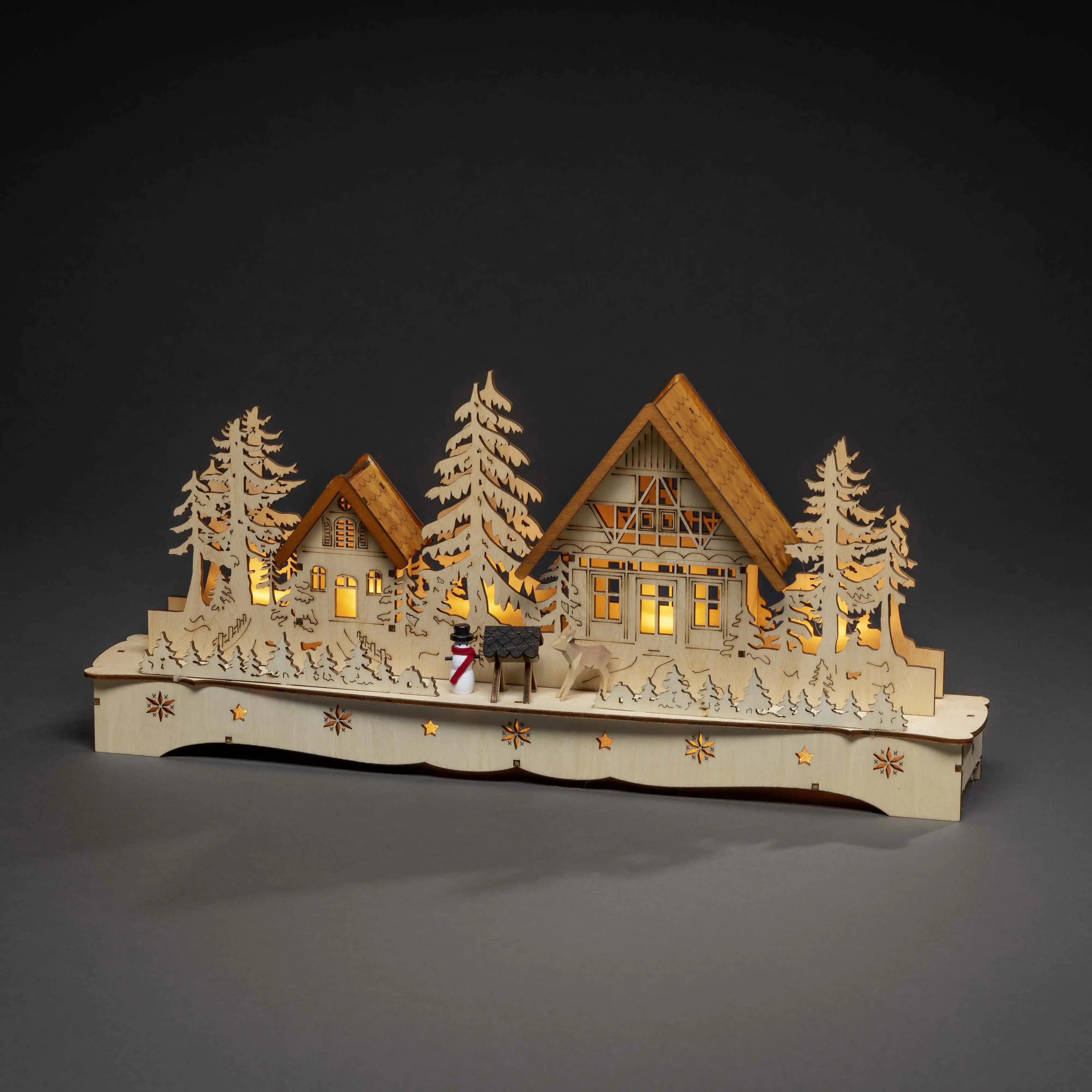 Konstsmide LED Holzsilhouette Dorf mit Schneemann 43 x 8 x 19 cm