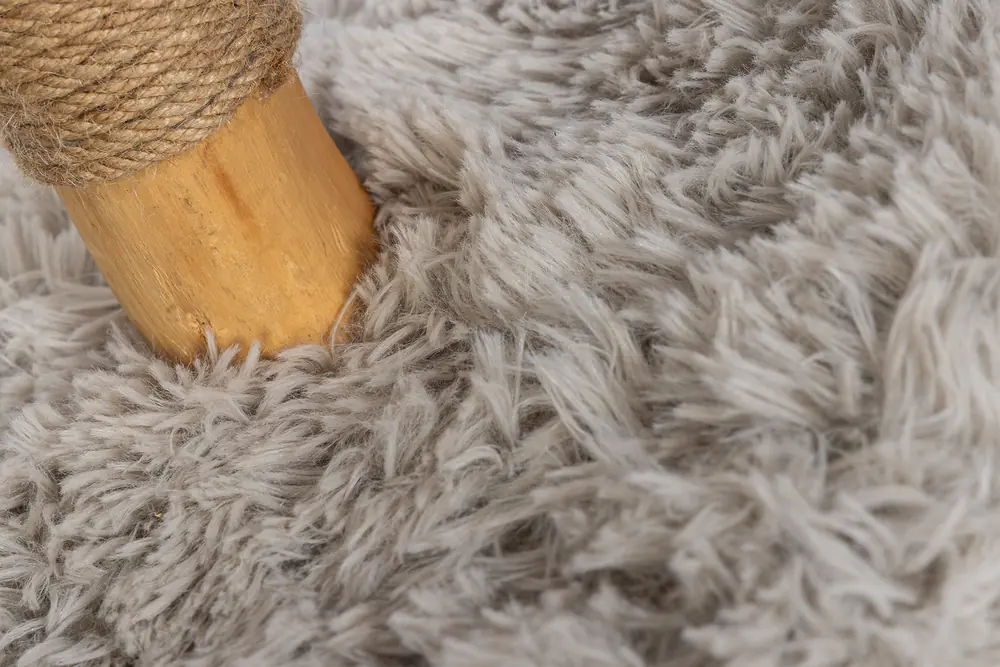 Designed by Lotte Kratzbaum Ziza H 100 cm 