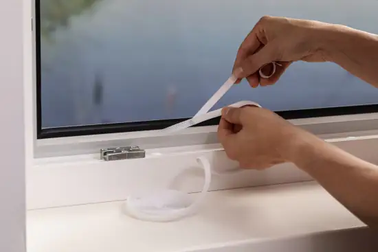 Primaster Befestigungsband für Insektenschutz 2 x 2,5 m weiß