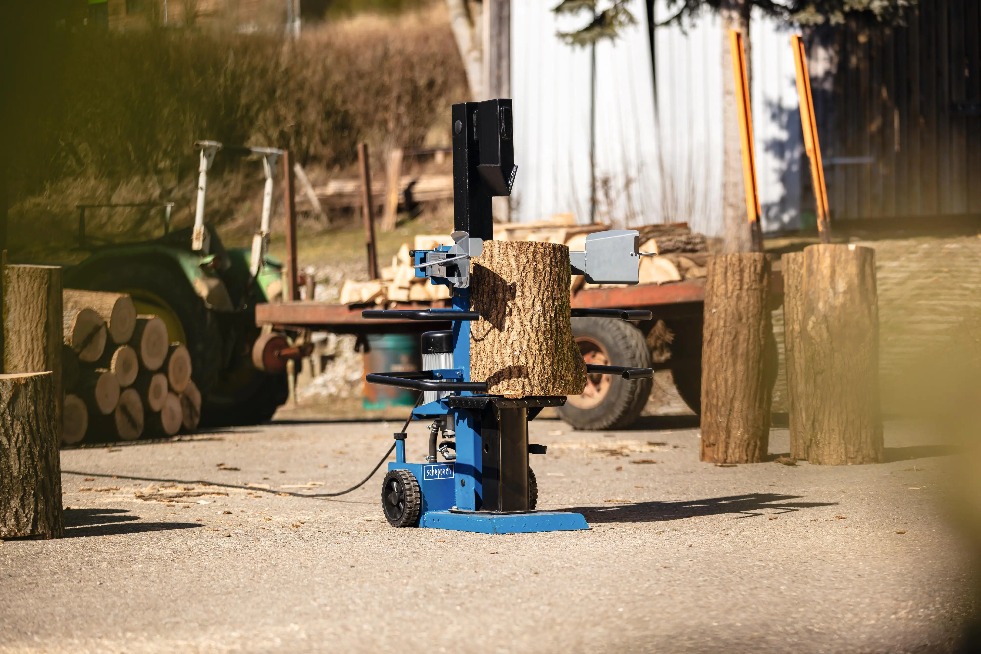 Scheppach Holzspalter Compact 8 t 3500 W Scheppach Holzspalter Compact 8 t 3500 W