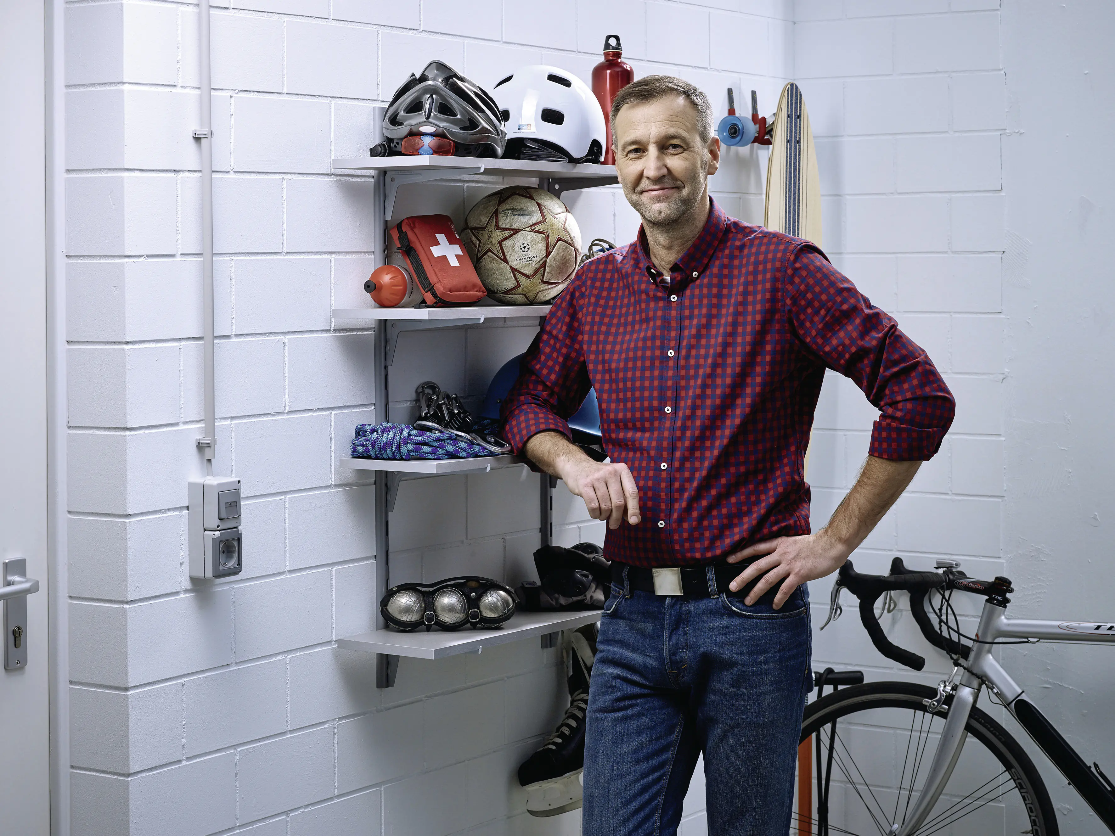 tesa Klebeschraube Traglast 10 kg, 2 Stück