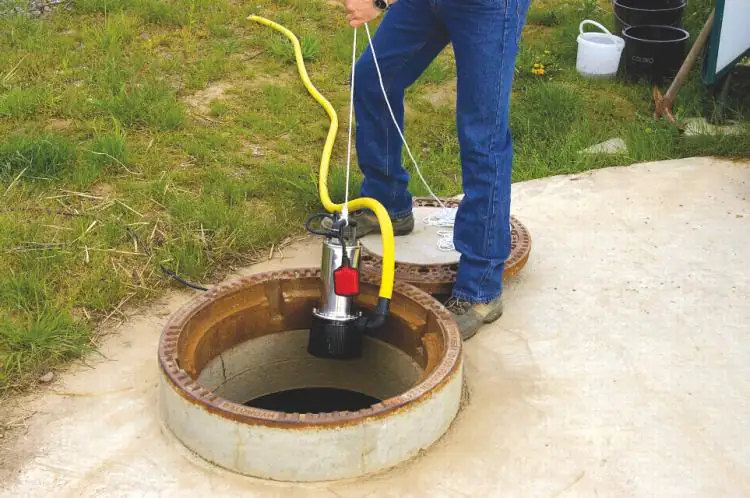 T.I.P. Klar-/Schmutzwasser Tauchpumpe Drain 6000 l/h 36 m 950 Watt