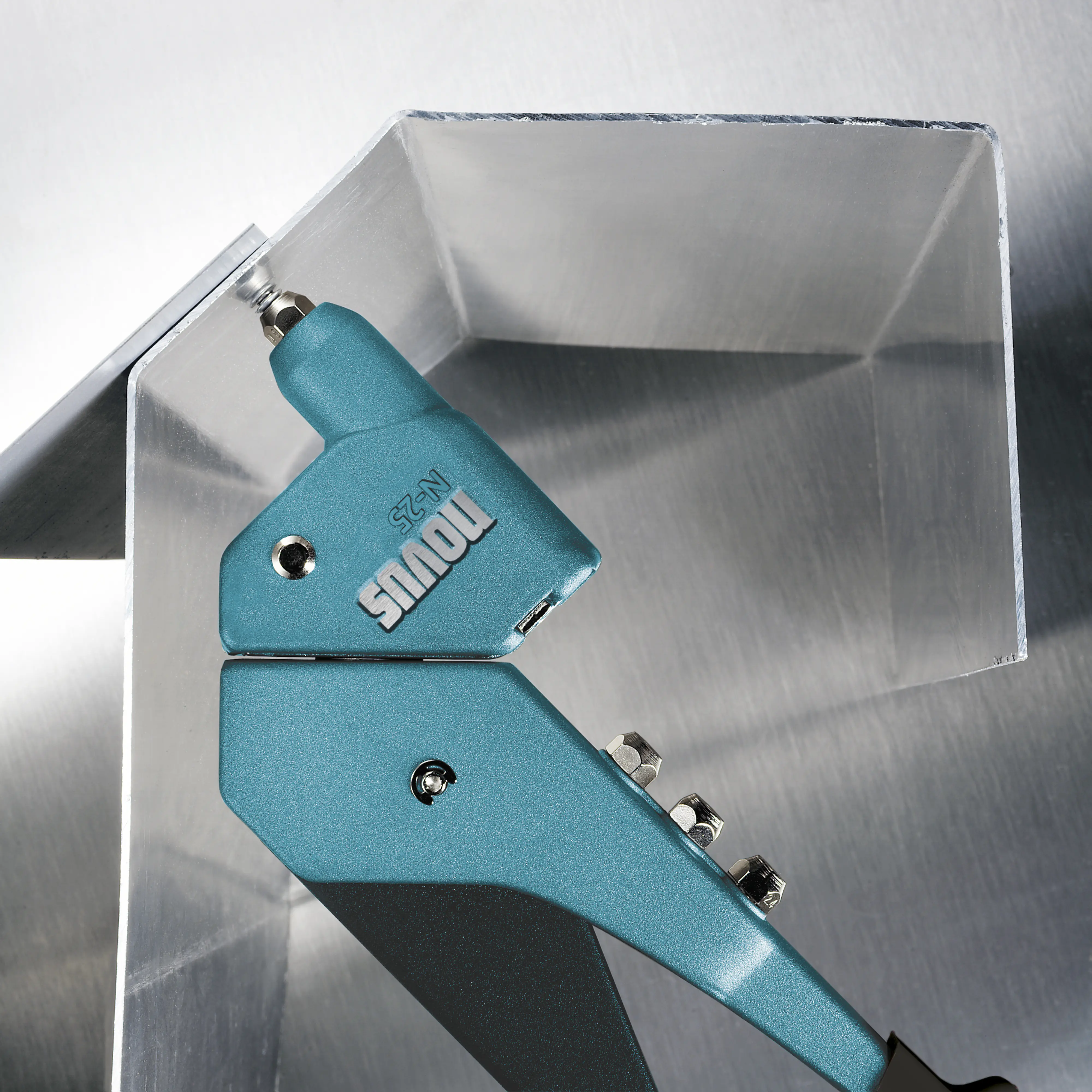 Novus Blindnietzange N-25 Blue 360° Schwenkkopf Novus Blindnietzange N-25 Blue 360° Schwenkkopf