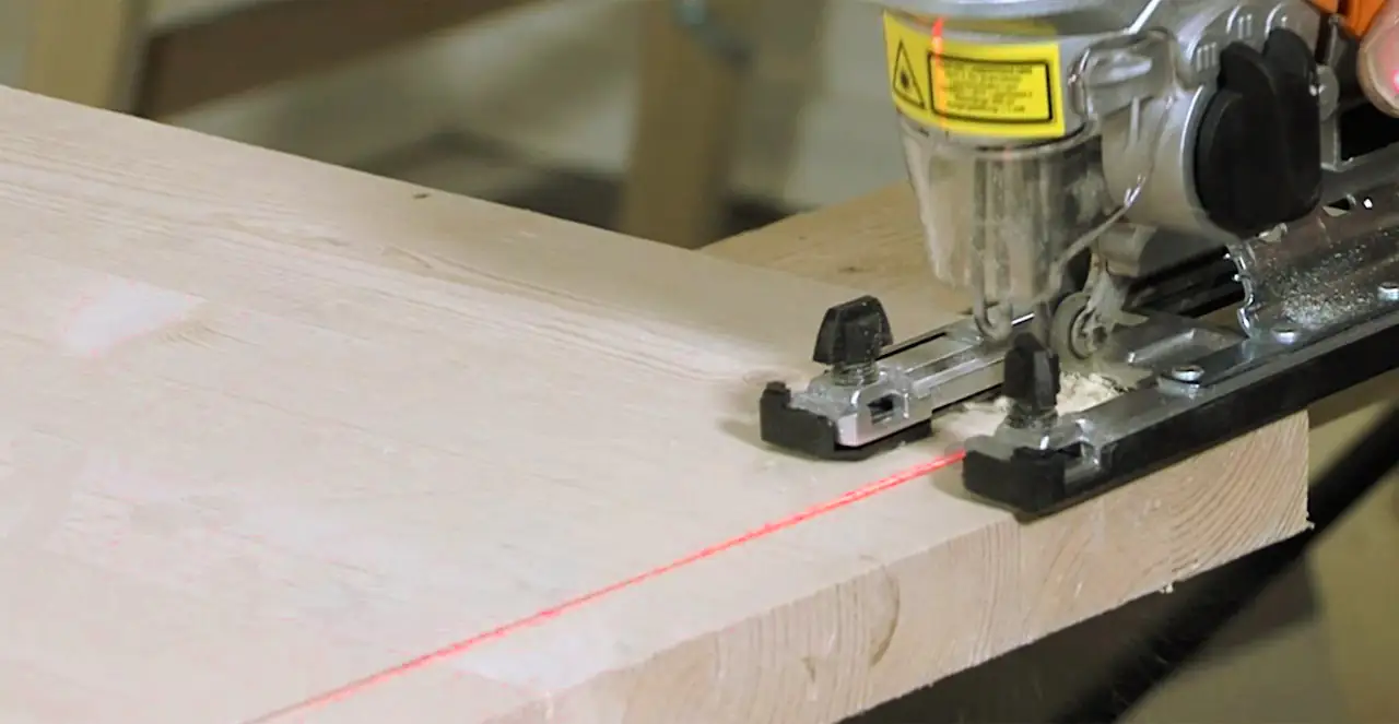 Primaster Pendelhubstichsäge PMPS800 800 W mit Laser-Markierhilfe