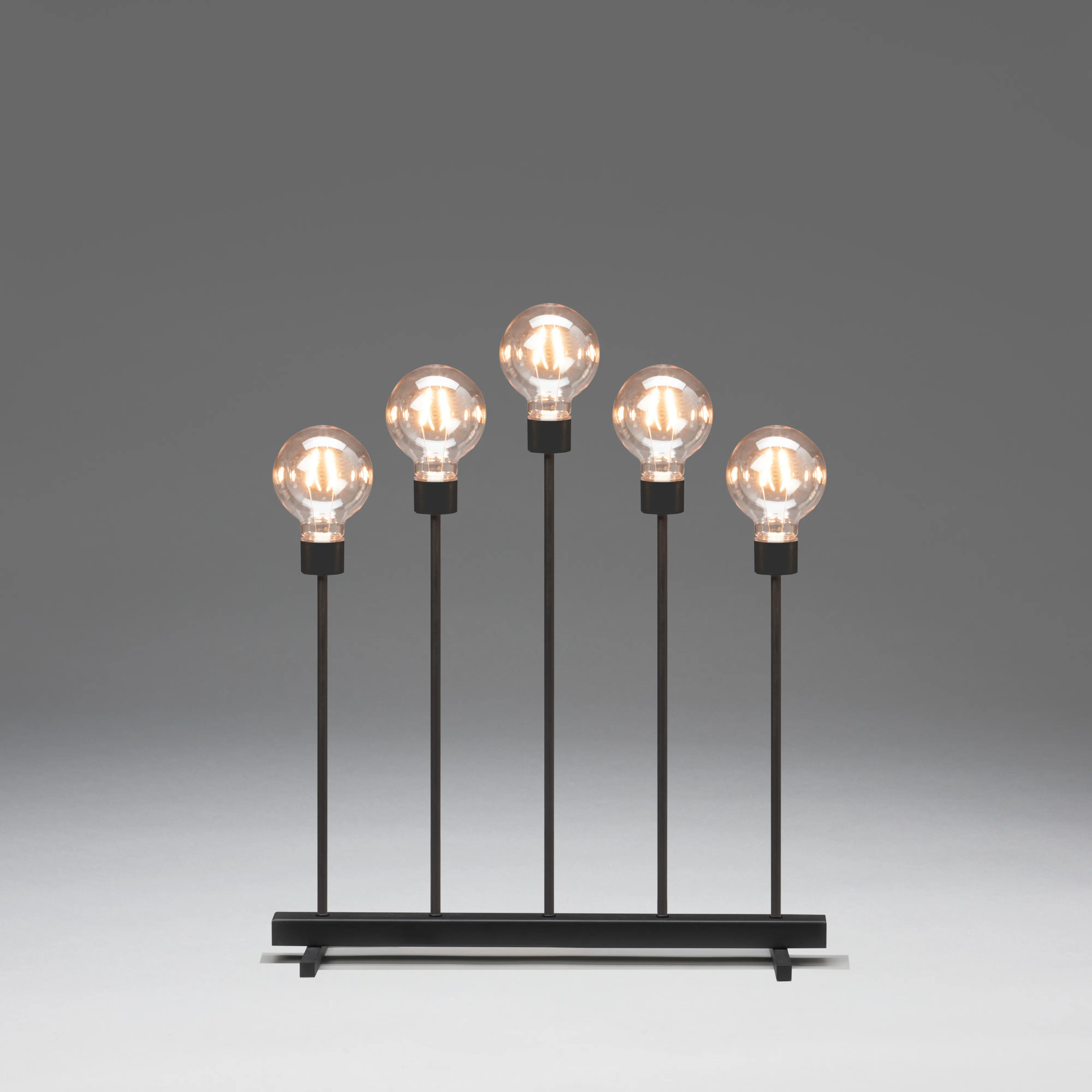 Konstsmide LED Leuchte gebogen dimmbar 5 runde Globes & 10 Dioden bernstein