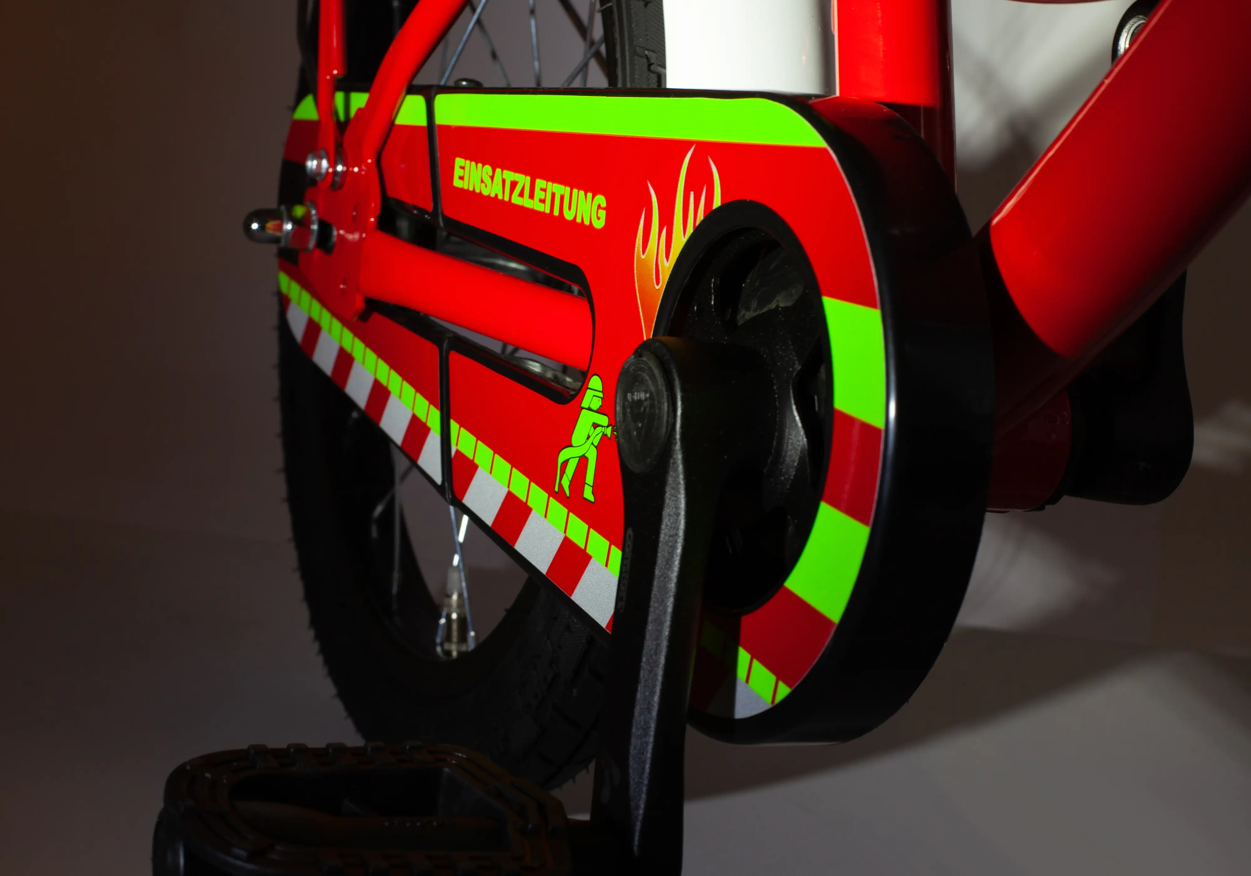 Bachtenkirch Kinderfahrrad Feuerwehr 16 Zoll feuerrot Bachtenkirch Kinderfahrrad Feuerwehr 16 Zoll feuerrot