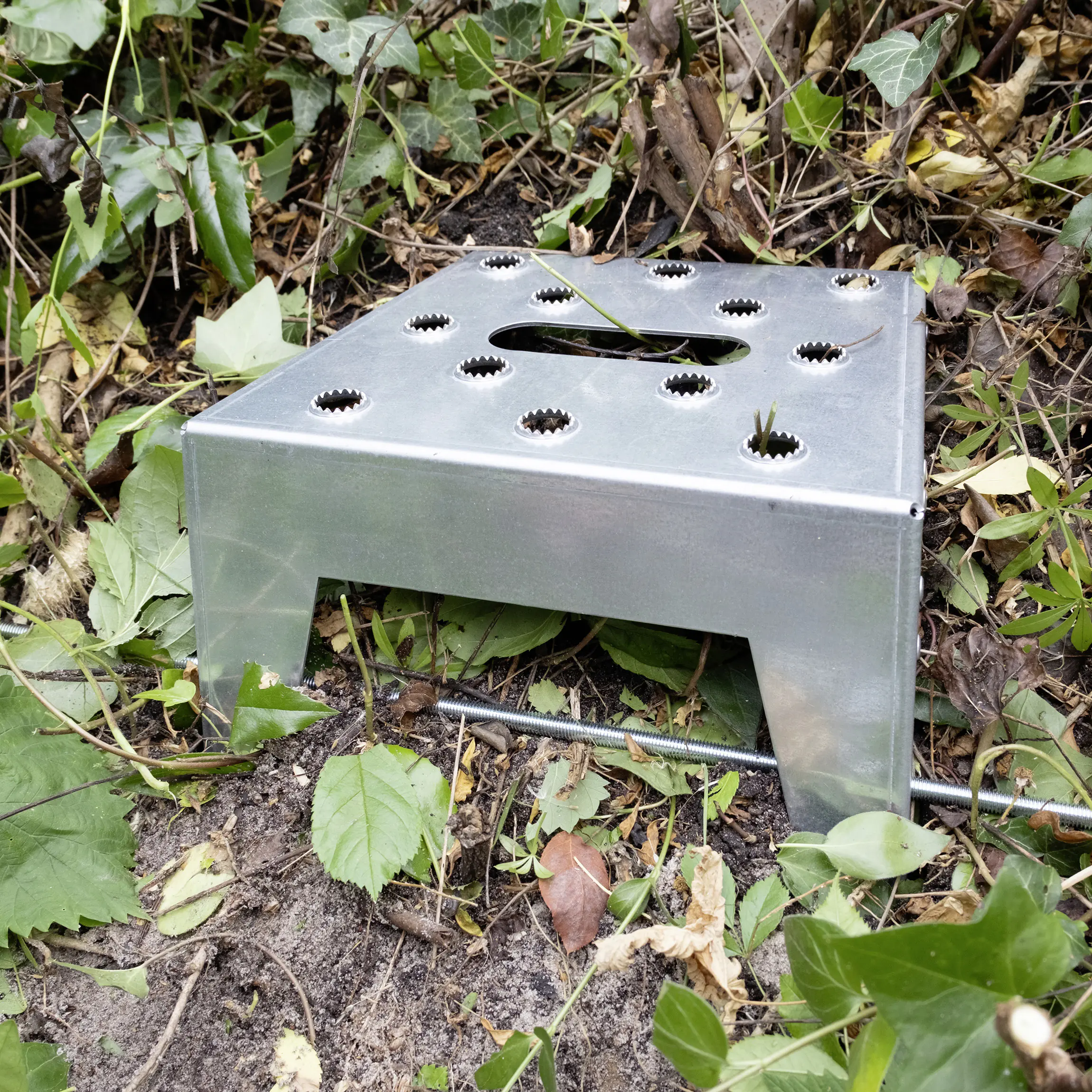 Dolle Hangstufe Stahl verzinkt 20 x 20 cm