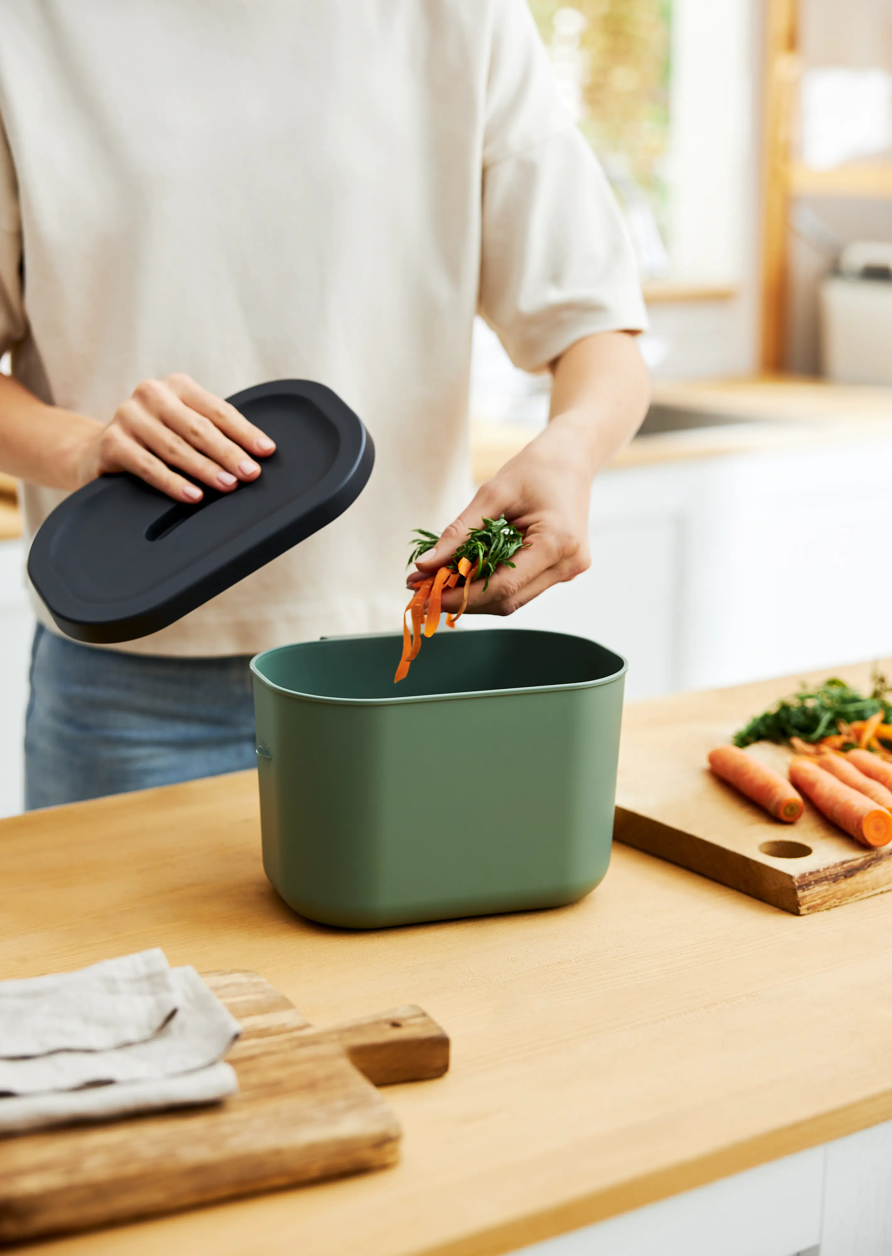 Rotho Komposteimer Jive Bio 3,2 L grünschwarz