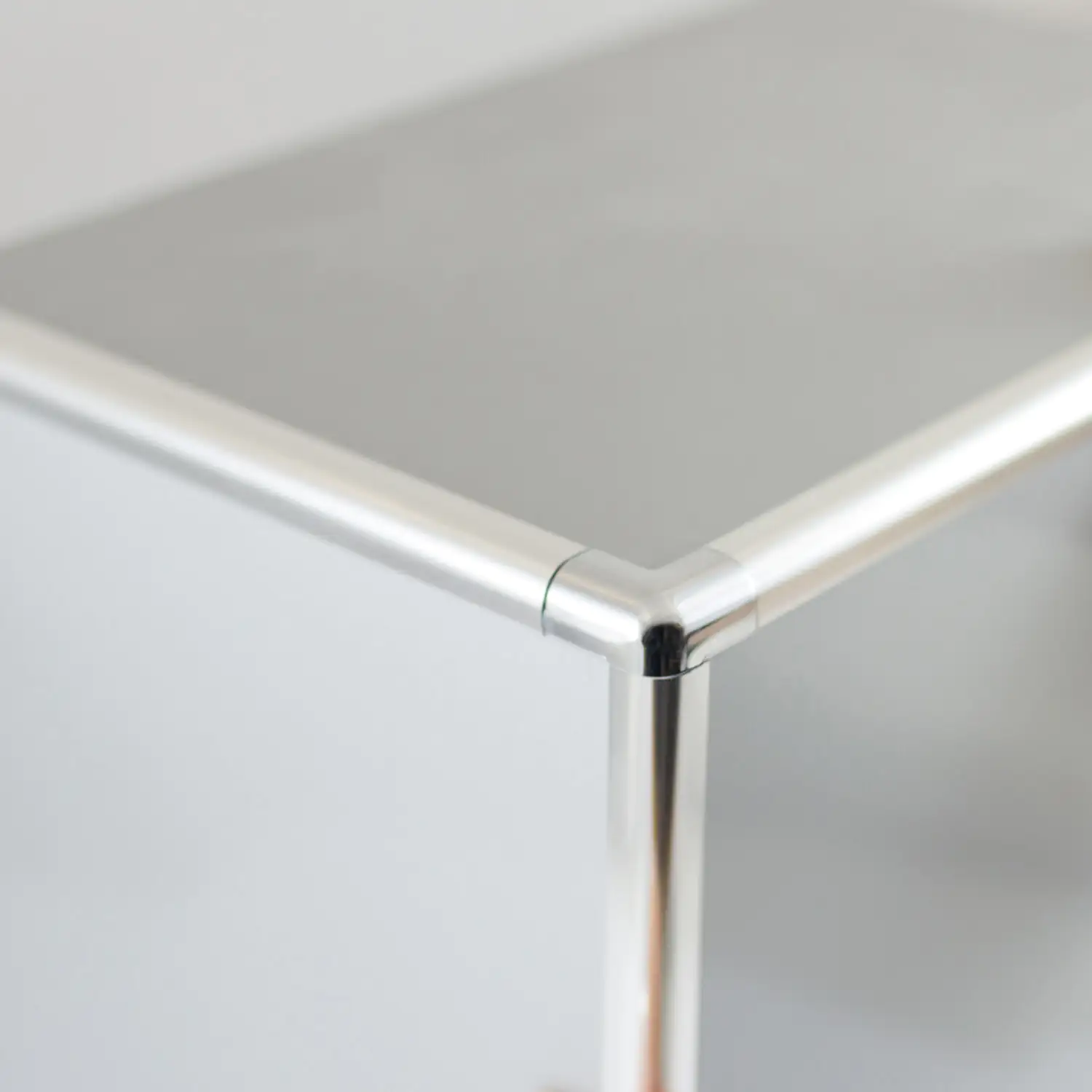 Breuer Ecke 3-fach Stoss Sondermaß, alu chromeffekt