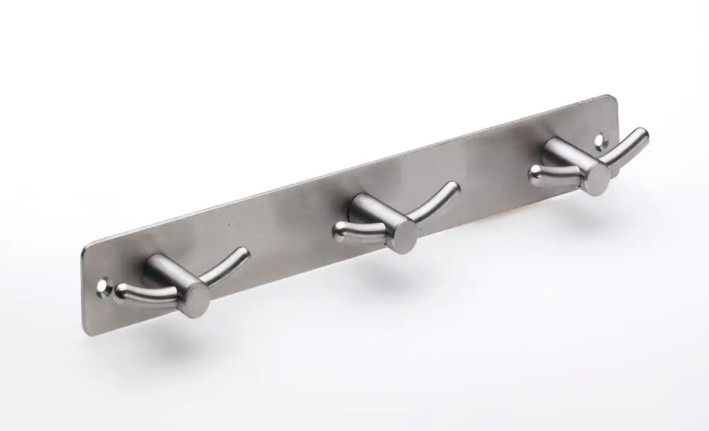 Hettich Garderobenleiste 3 Haken 27,0 x 3,5 x 3,5 cm Edelstahl Hettich Garderobenleiste 3 Haken 27,0 x 3,5 x 3,5 cm Edelstahl