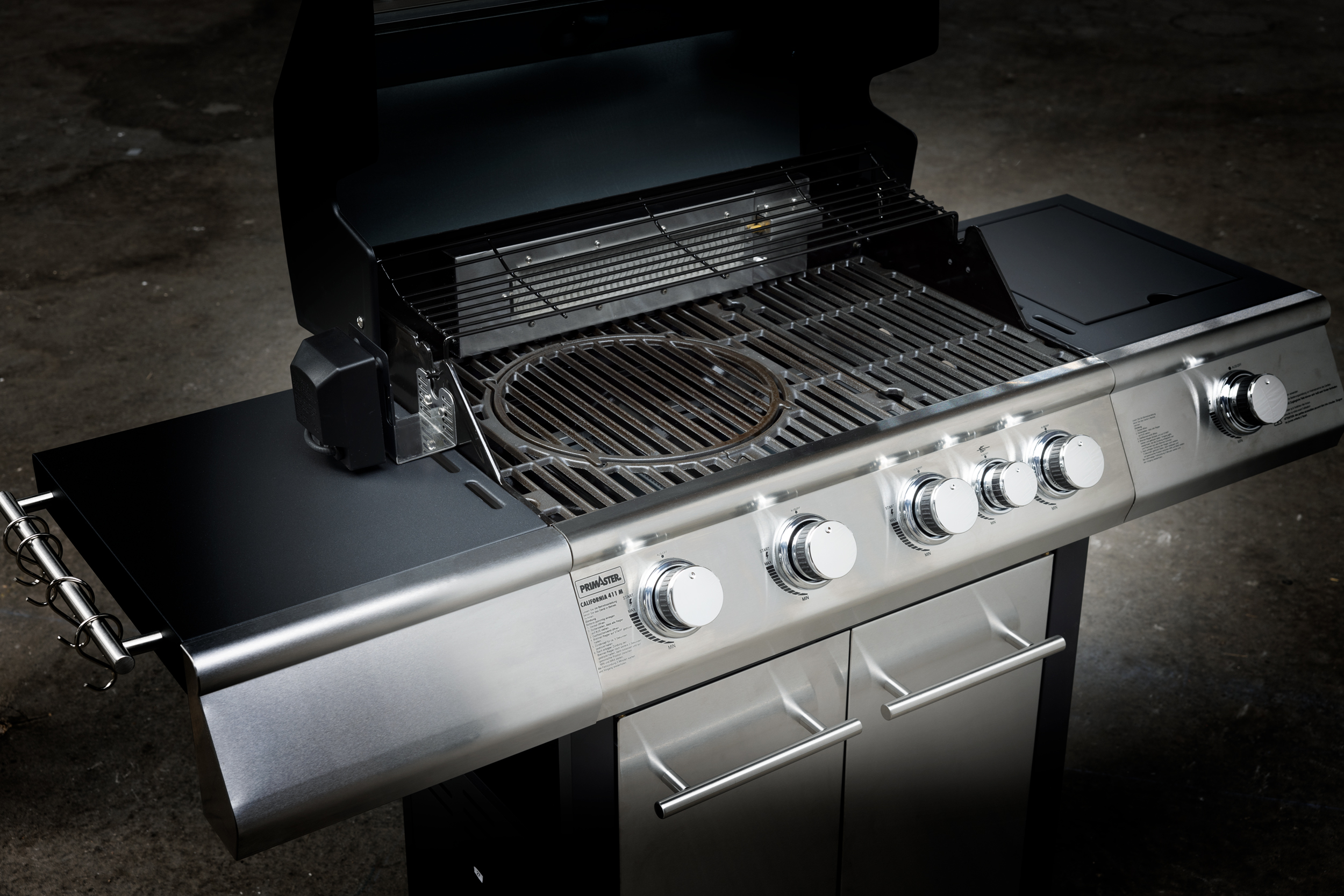Primaster Gasgrill California 411 M 4-Brenner Grillfläche: 70 x 40,5 cm Primaster Gasgrill California 411 M 4-Brenner Grillfläche: 70 x 40,5 cm